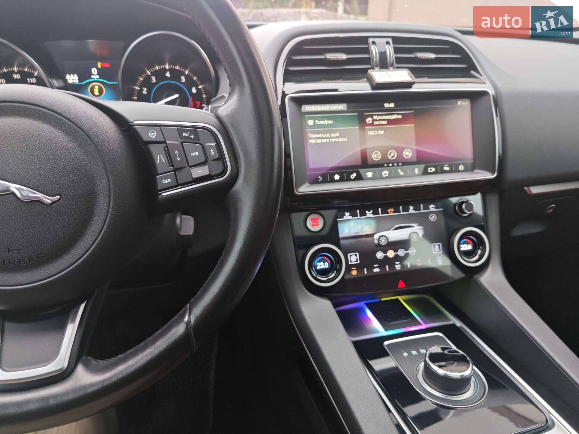 Jaguar F-Pace 2019 VIN SADCJ2FX1LA621731 фото оголошення 8 з 22