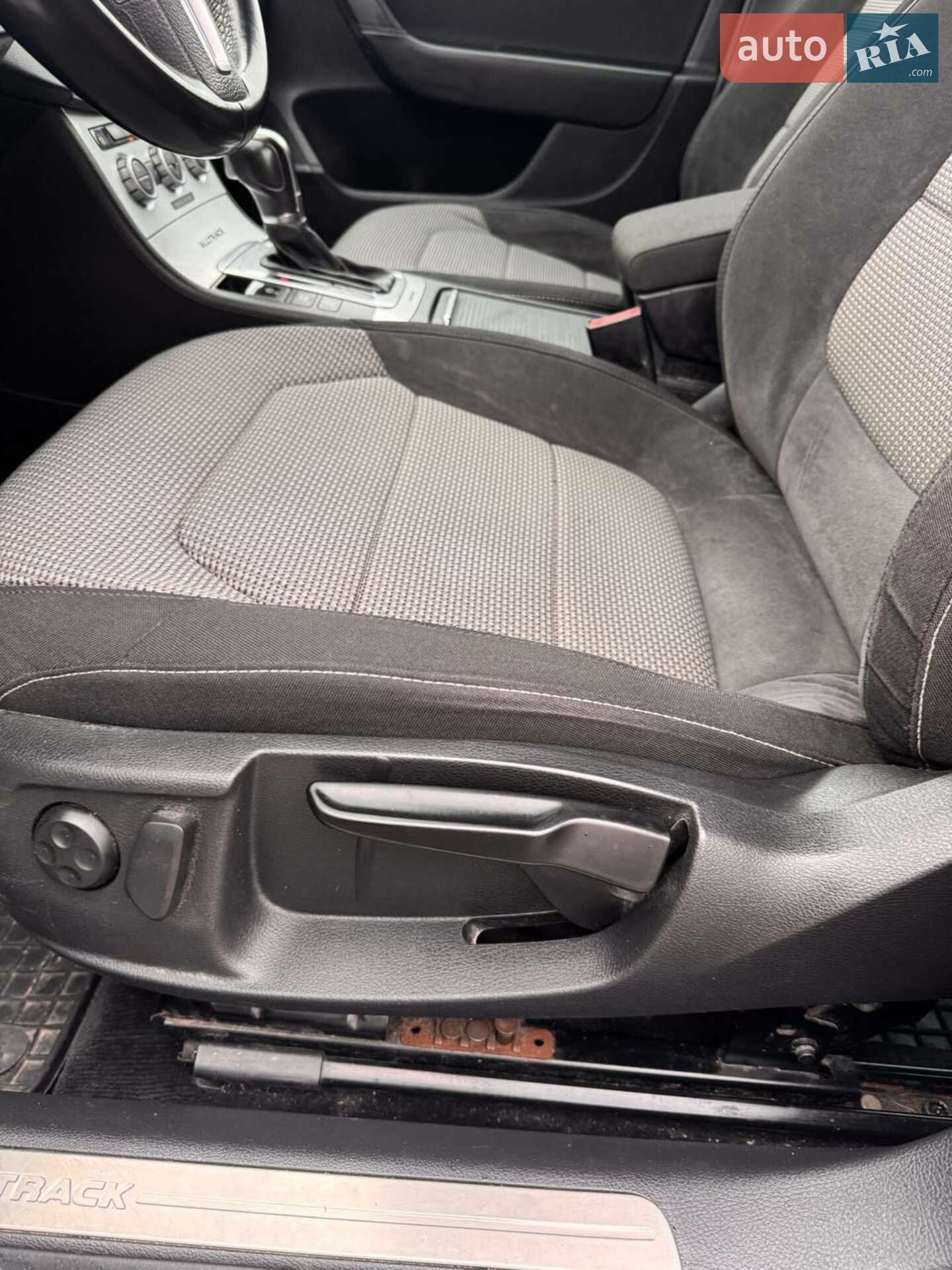 Volkswagen Passat Alltrack 2014 VIN WVWZZZ3CZCE187056 фото оголошення 21 з 60