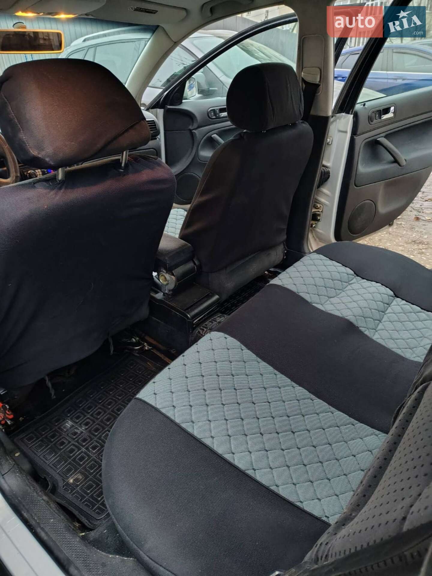 Volkswagen Passat 2000 VIN WVWNA23B8YE255571 фото оголошення 6 з 16