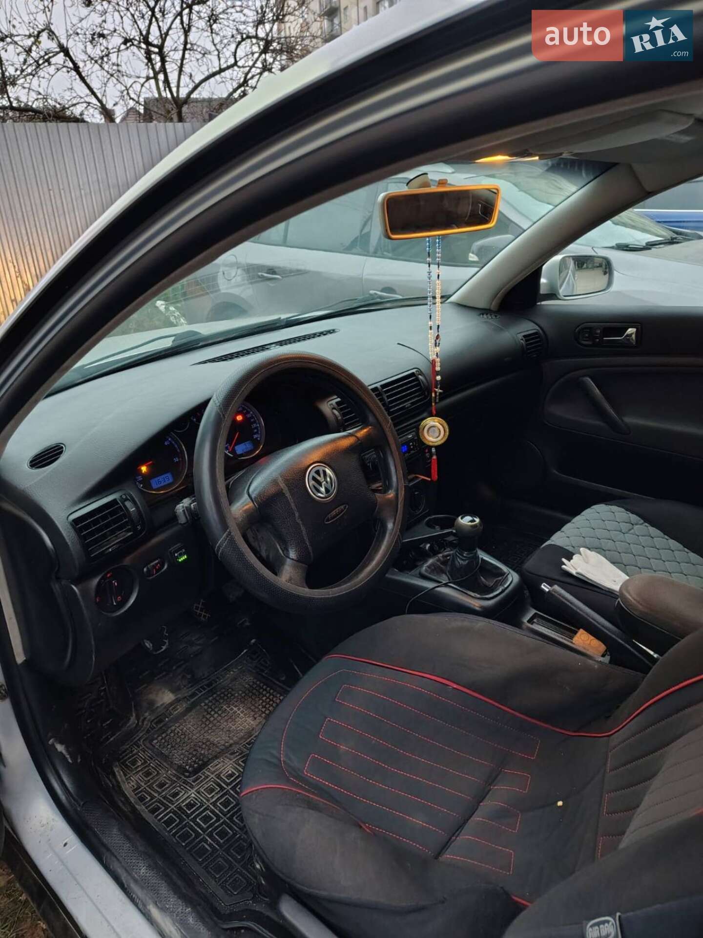 Volkswagen Passat 2000 VIN WVWNA23B8YE255571 фото оголошення 16 з 16