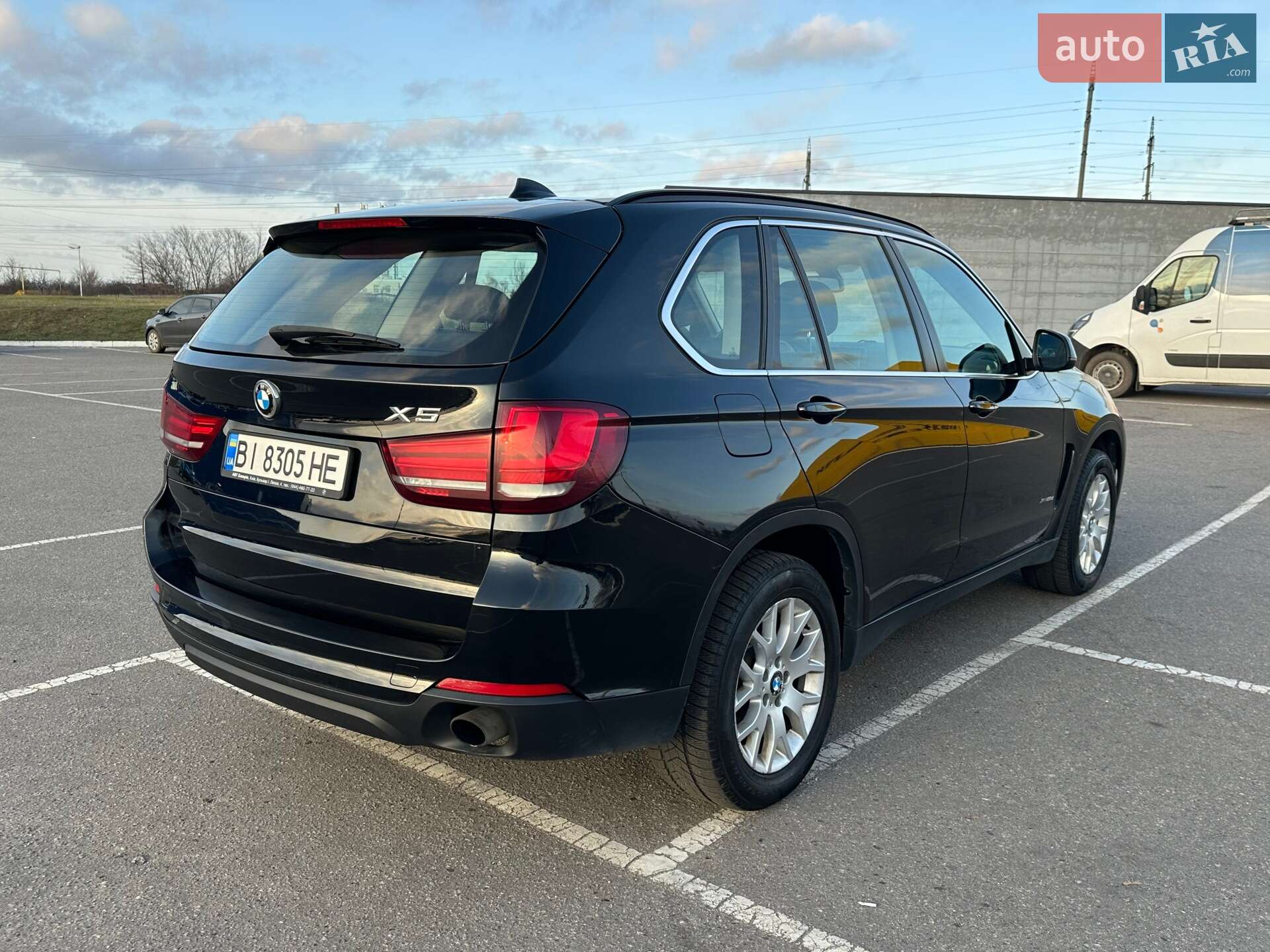 BMW X5 2016 VIN WBALS010000S34920 фото оголошення 19 з 36