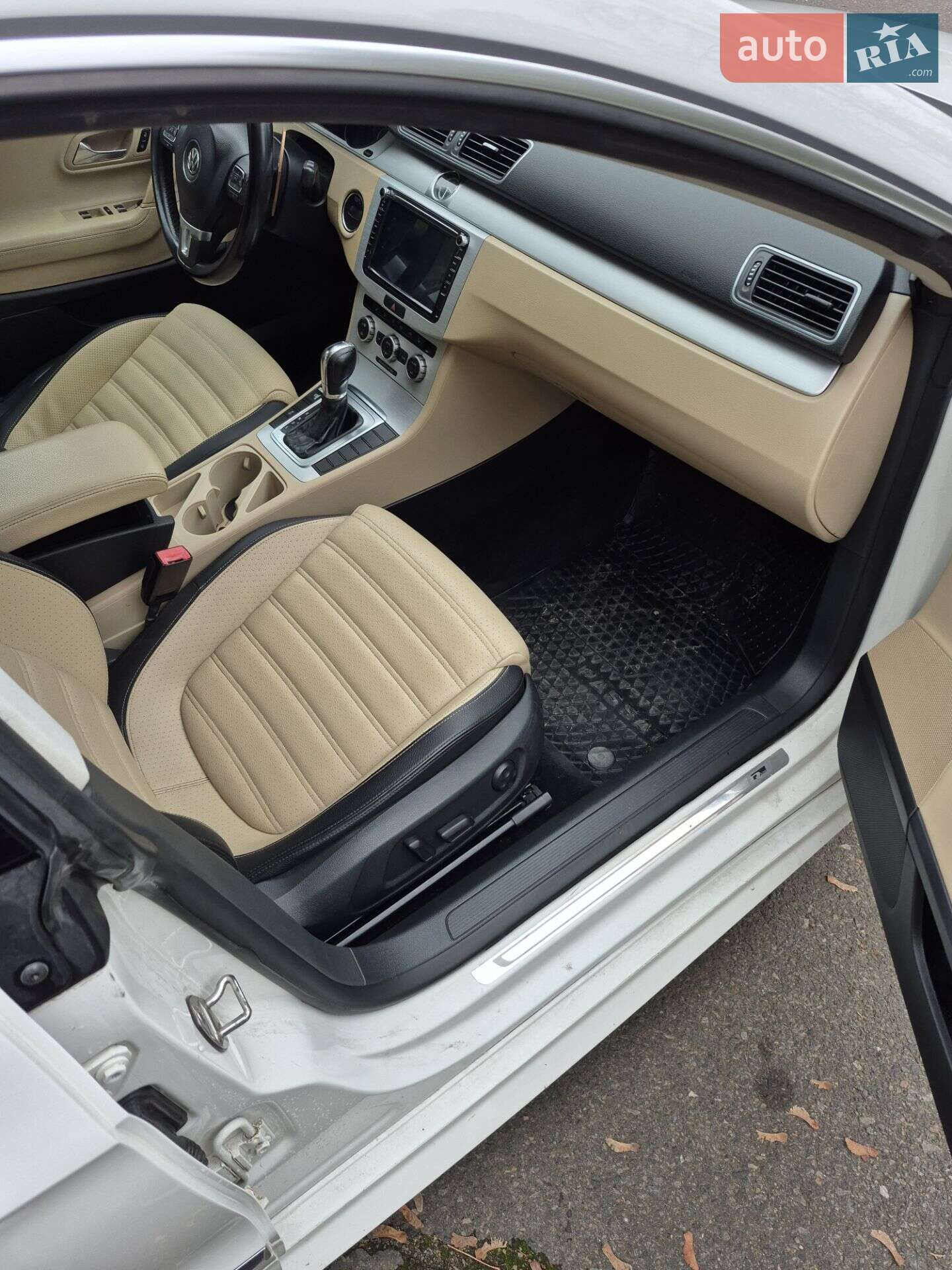 Volkswagen CC / Passat CC 2013 VIN WVWBP7AN2DE570744 фото оголошення 13 з 16