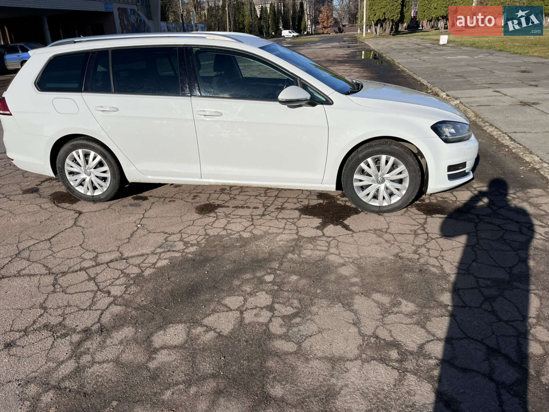 Volkswagen Golf 2016 VIN WVWZZZAUZGP625797 фото оголошення 9 з 73
