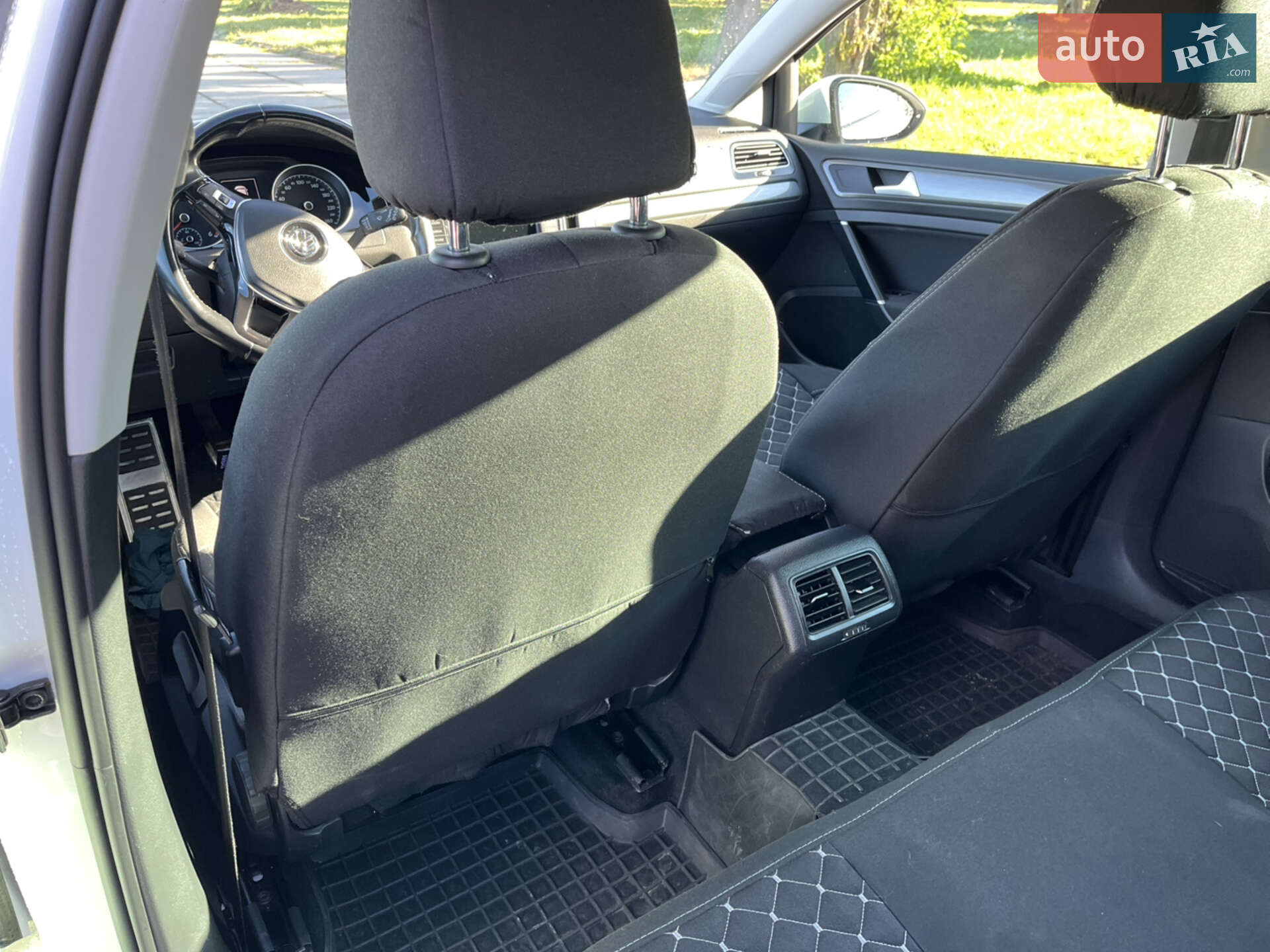 Volkswagen Golf 2016 VIN WVWZZZAUZGP625797 фото оголошення 23 з 73