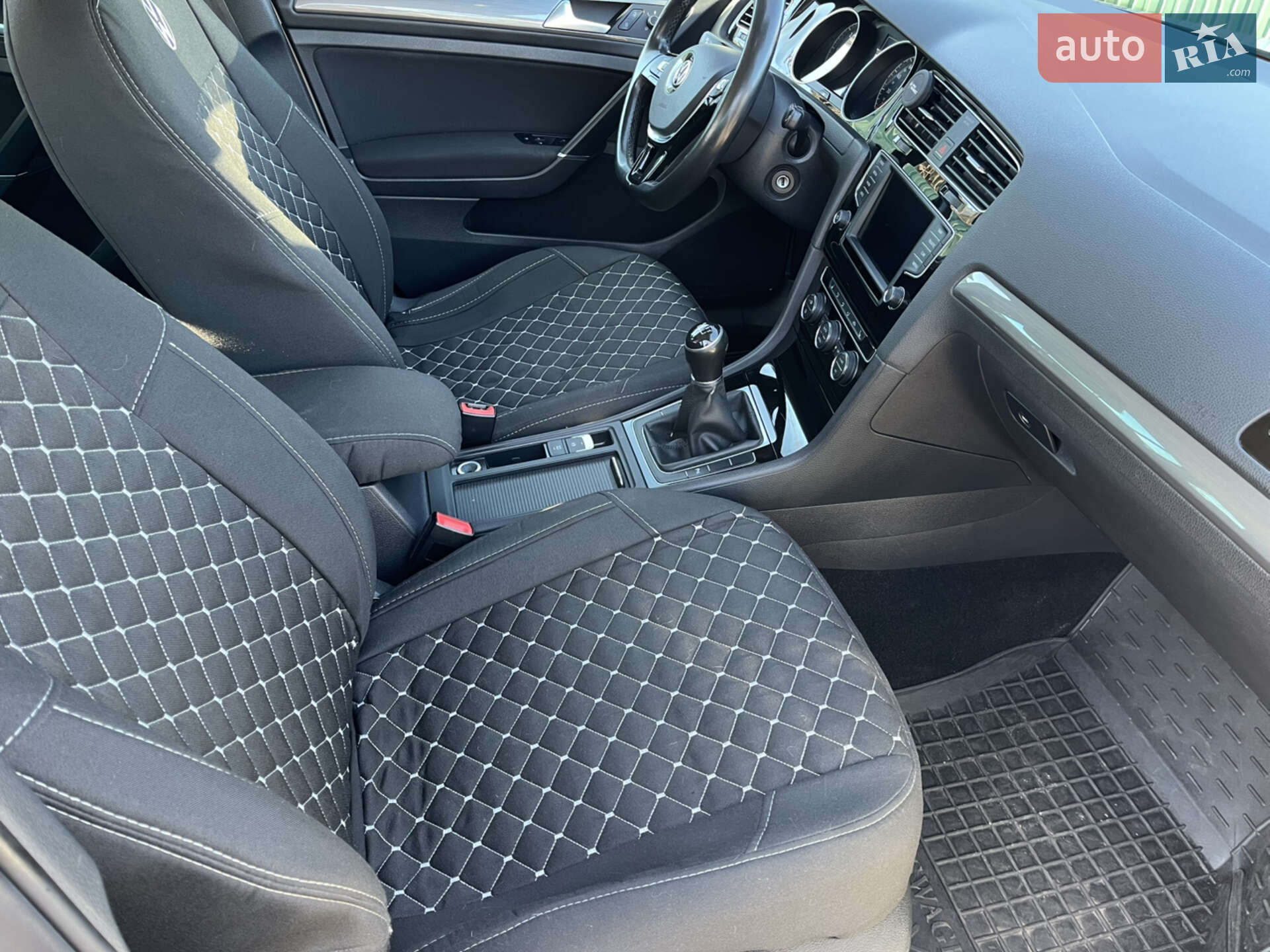Volkswagen Golf 2016 VIN WVWZZZAUZGP625797 фото оголошення 55 з 73