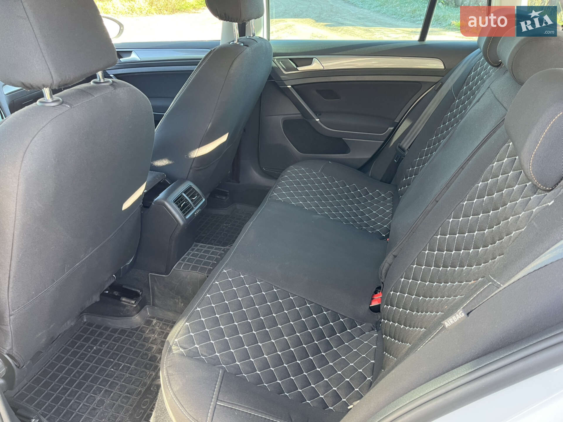 Volkswagen Golf 2016 VIN WVWZZZAUZGP625797 фото оголошення 68 з 73