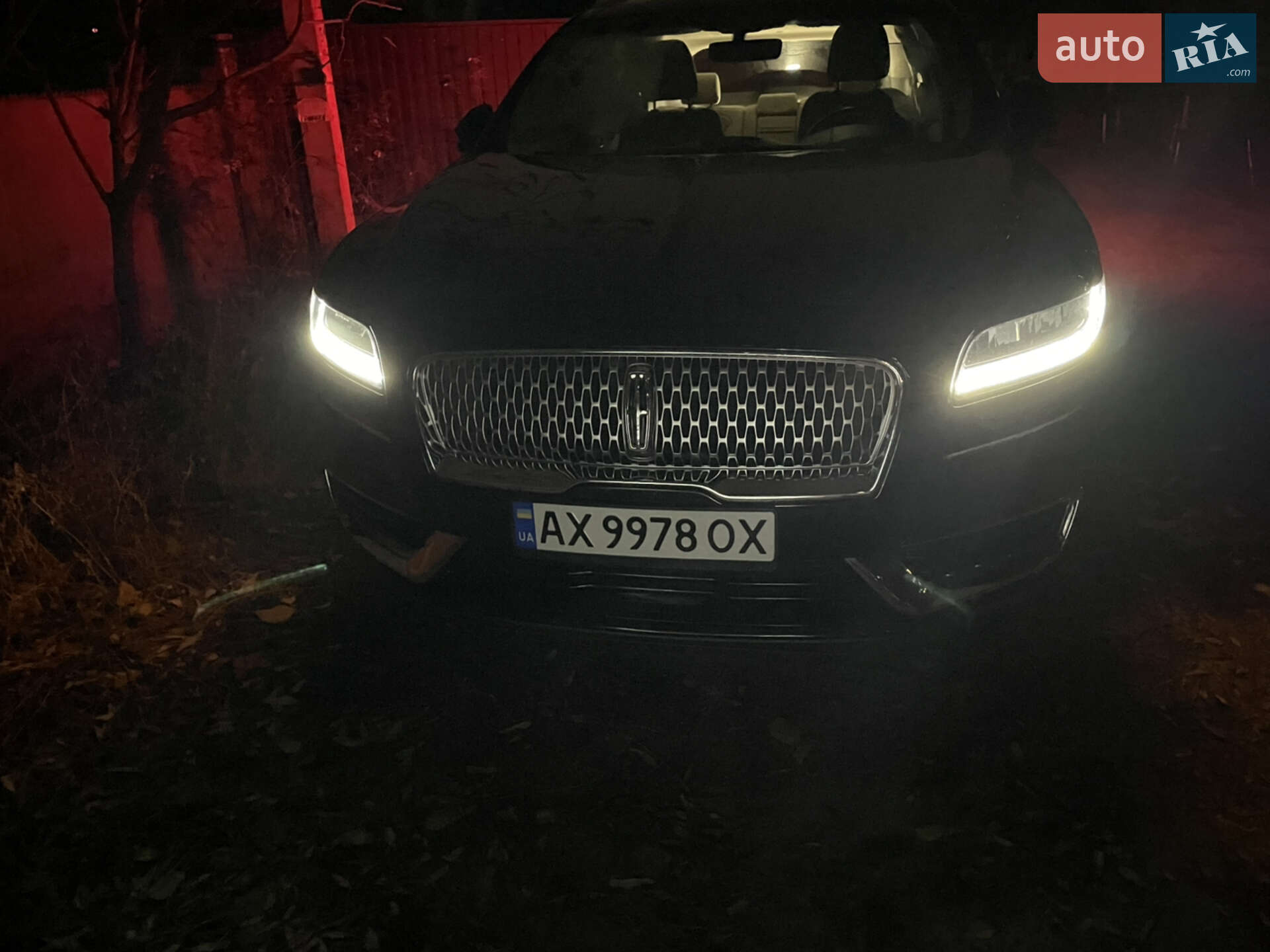 Lincoln Nautilus 2019 VIN 2LMPJ8LPXKBL61711 фото оголошення 34 з 41