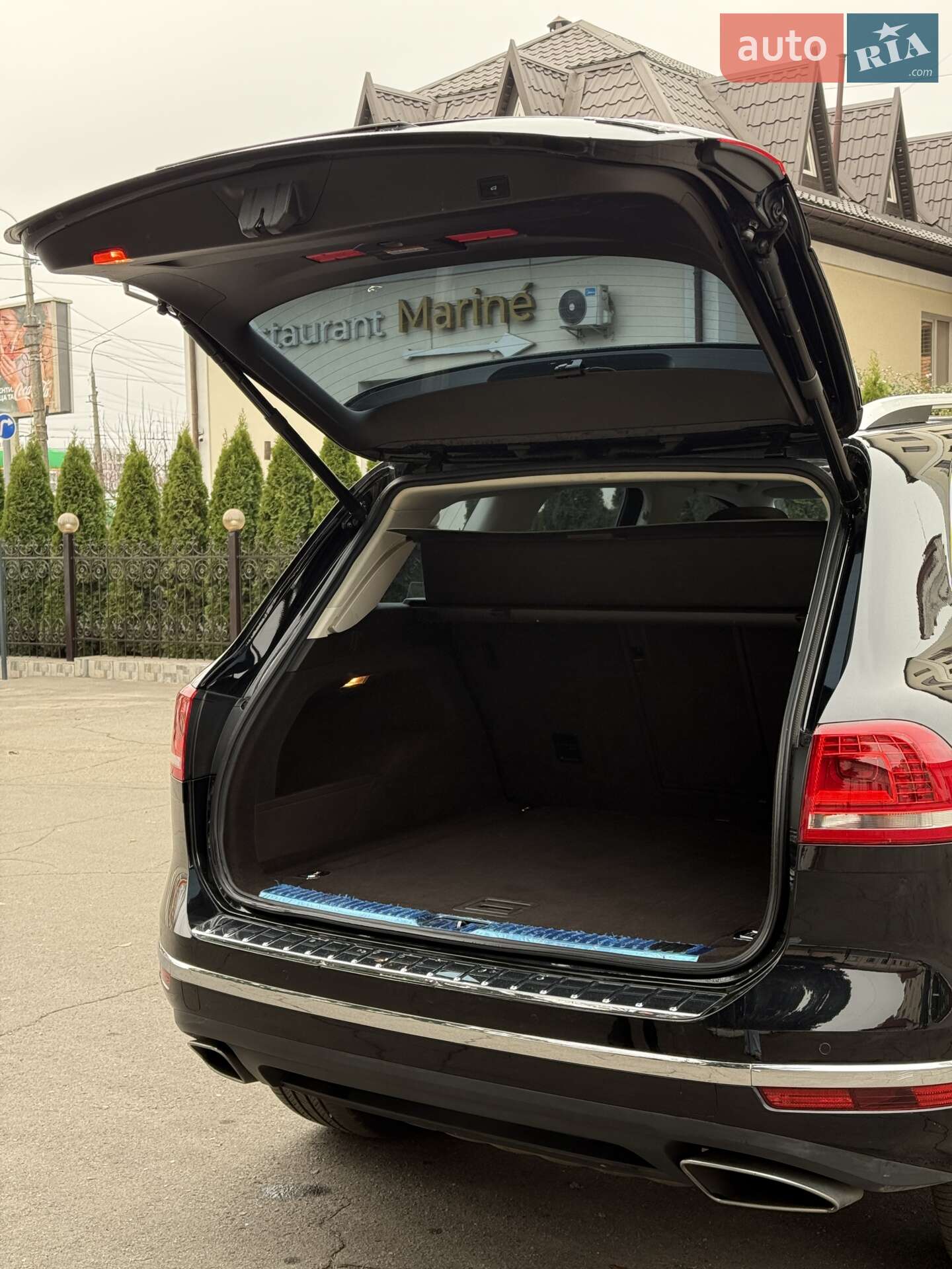 Volkswagen Touareg 2016 VIN WVGZZZ7PZGD028496 фото оголошення 2 з 43