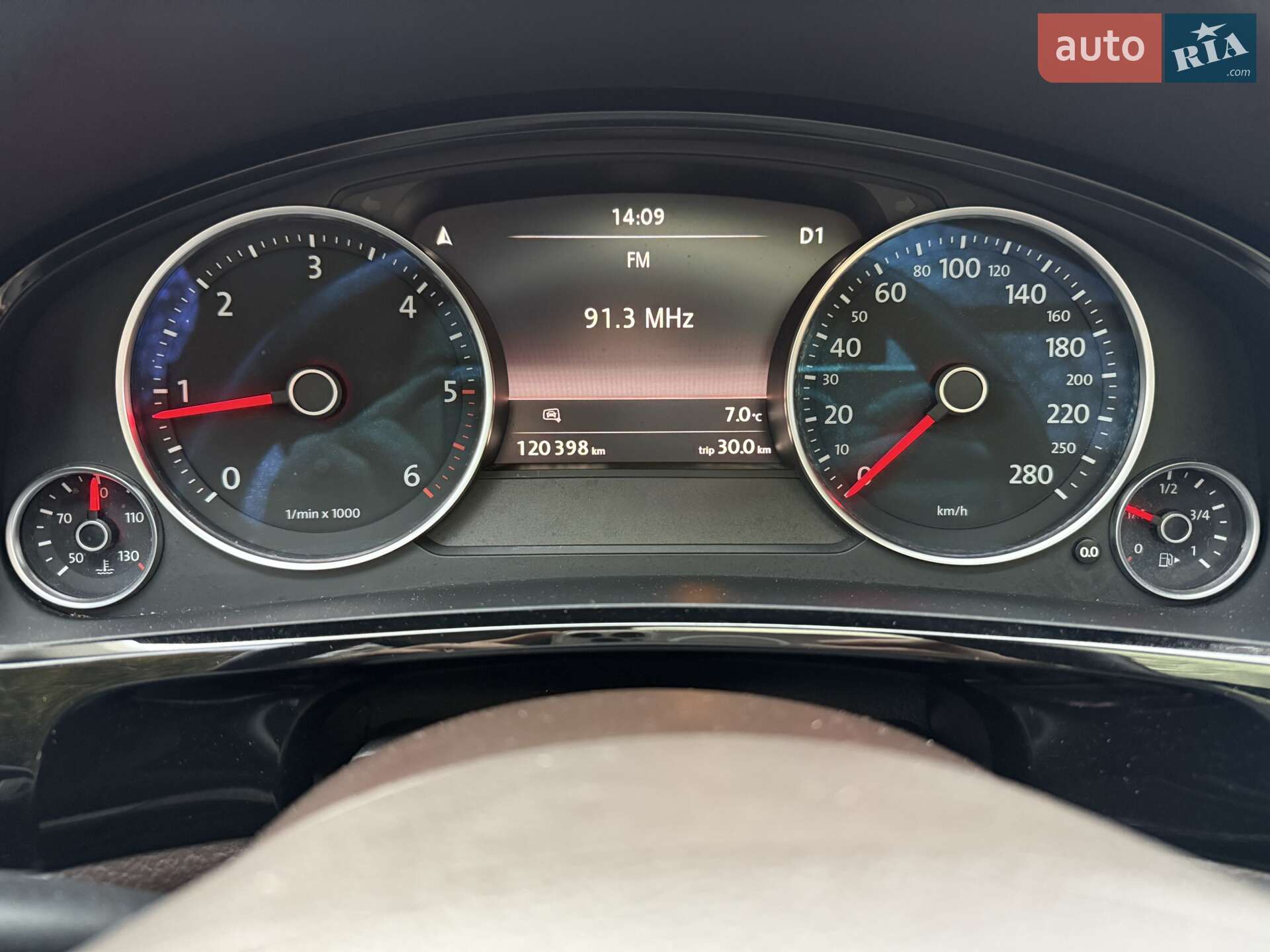 Volkswagen Touareg 2016 VIN WVGZZZ7PZGD028496 фото оголошення 37 з 43