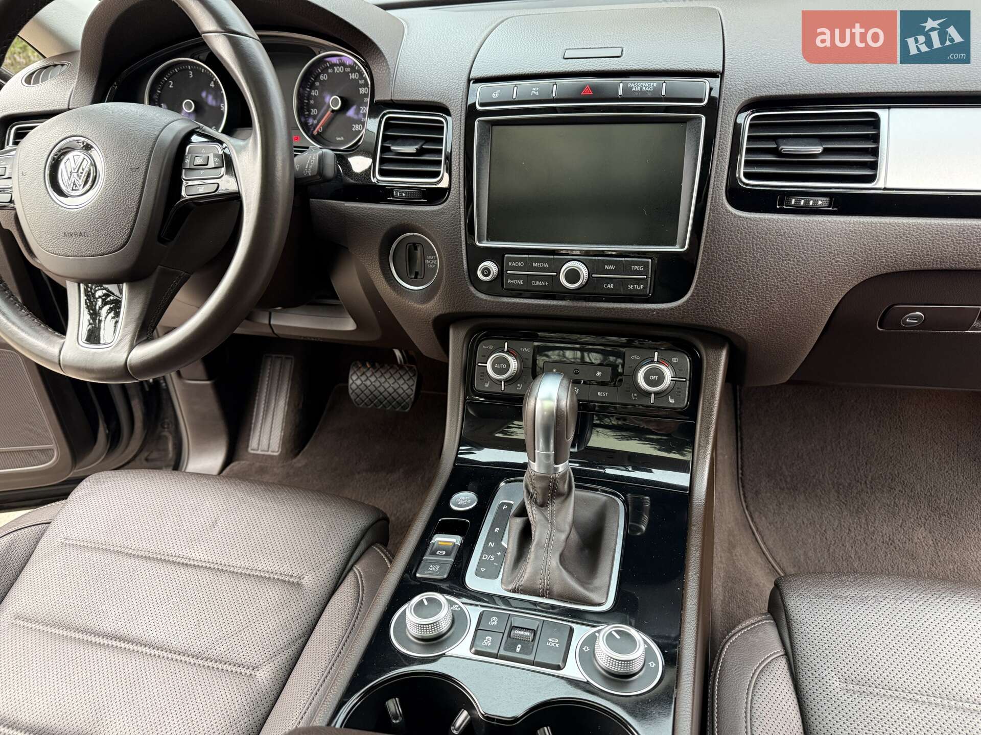 Volkswagen Touareg 2016 VIN WVGZZZ7PZGD028496 фото оголошення 38 з 43