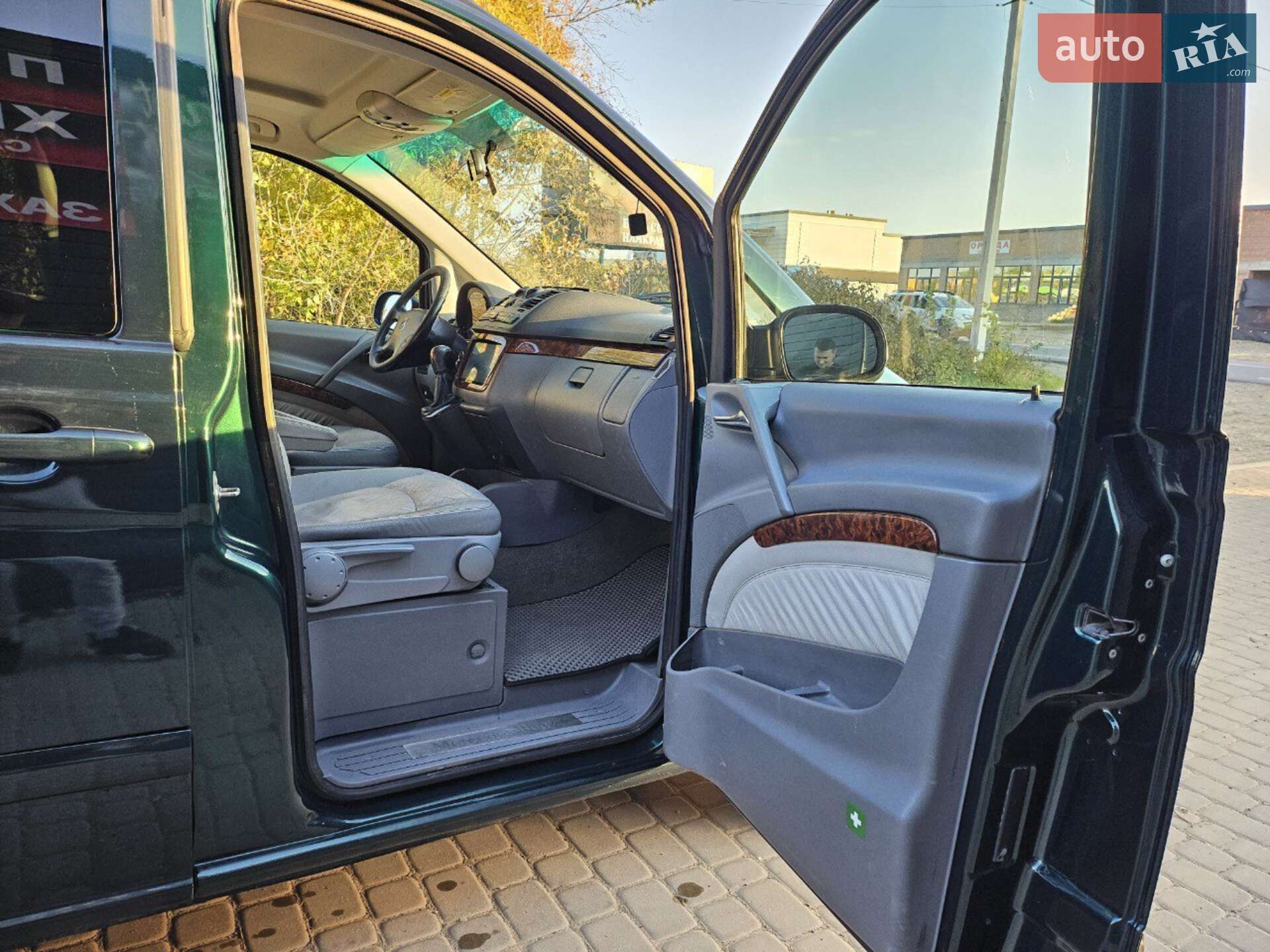 Mercedes-Benz Viano 2004 VIN WDF63981513109093 фото оголошення 3 з 21