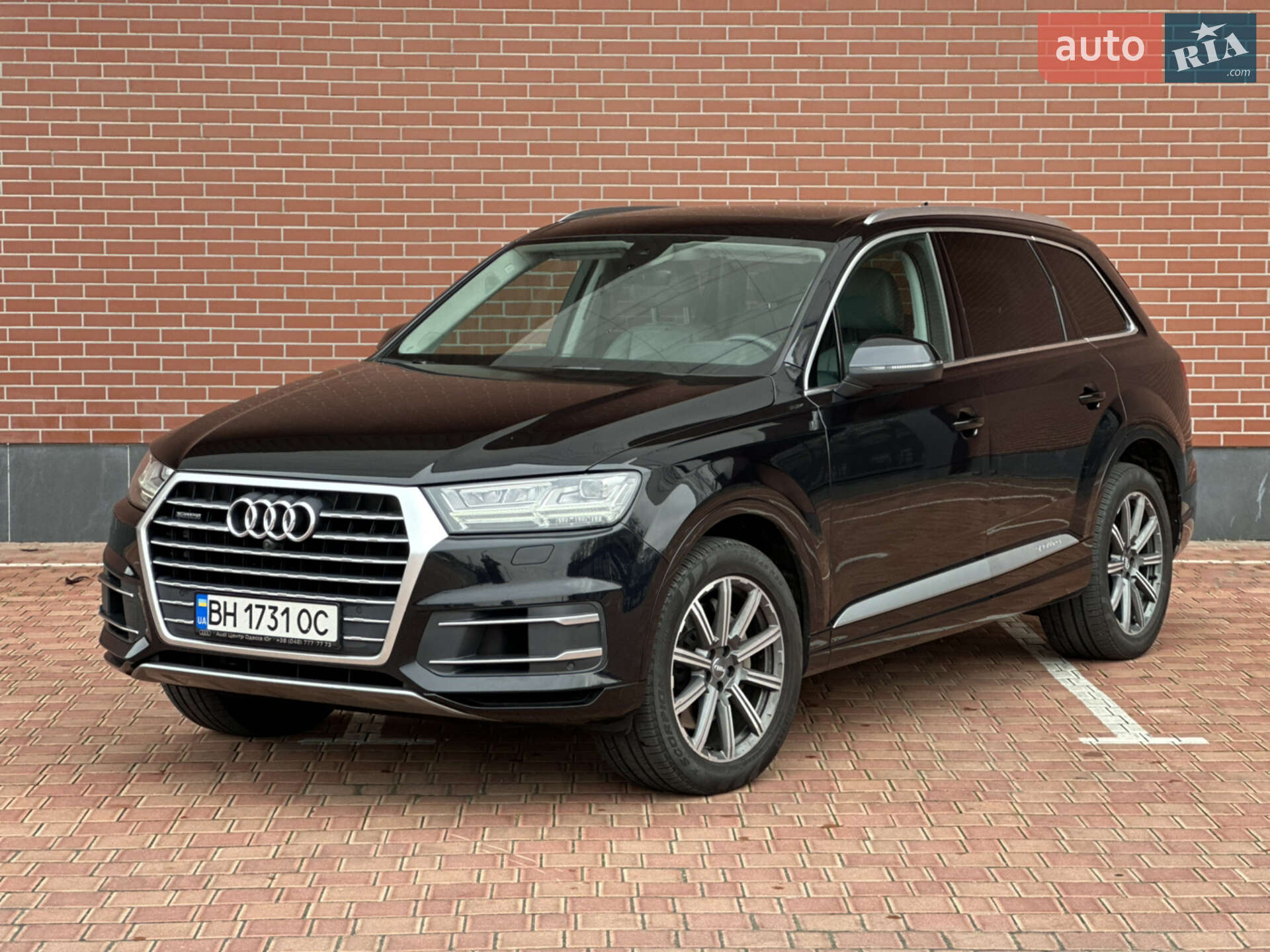Audi Q7 2018 VIN WA1LAAF74JD051753 фото оголошення 8 з 76
