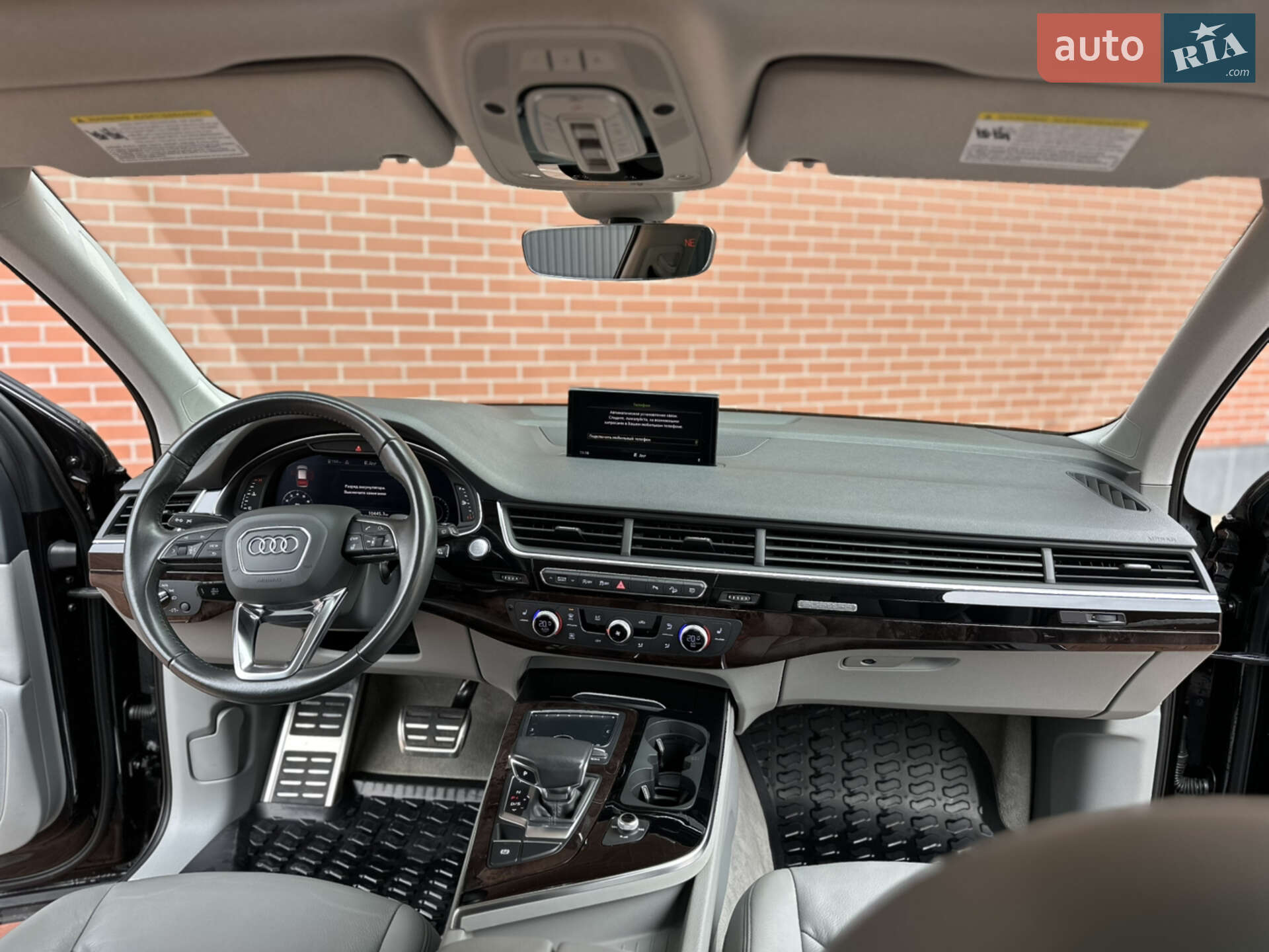 Audi Q7 2018 VIN WA1LAAF74JD051753 фото оголошення 25 з 76