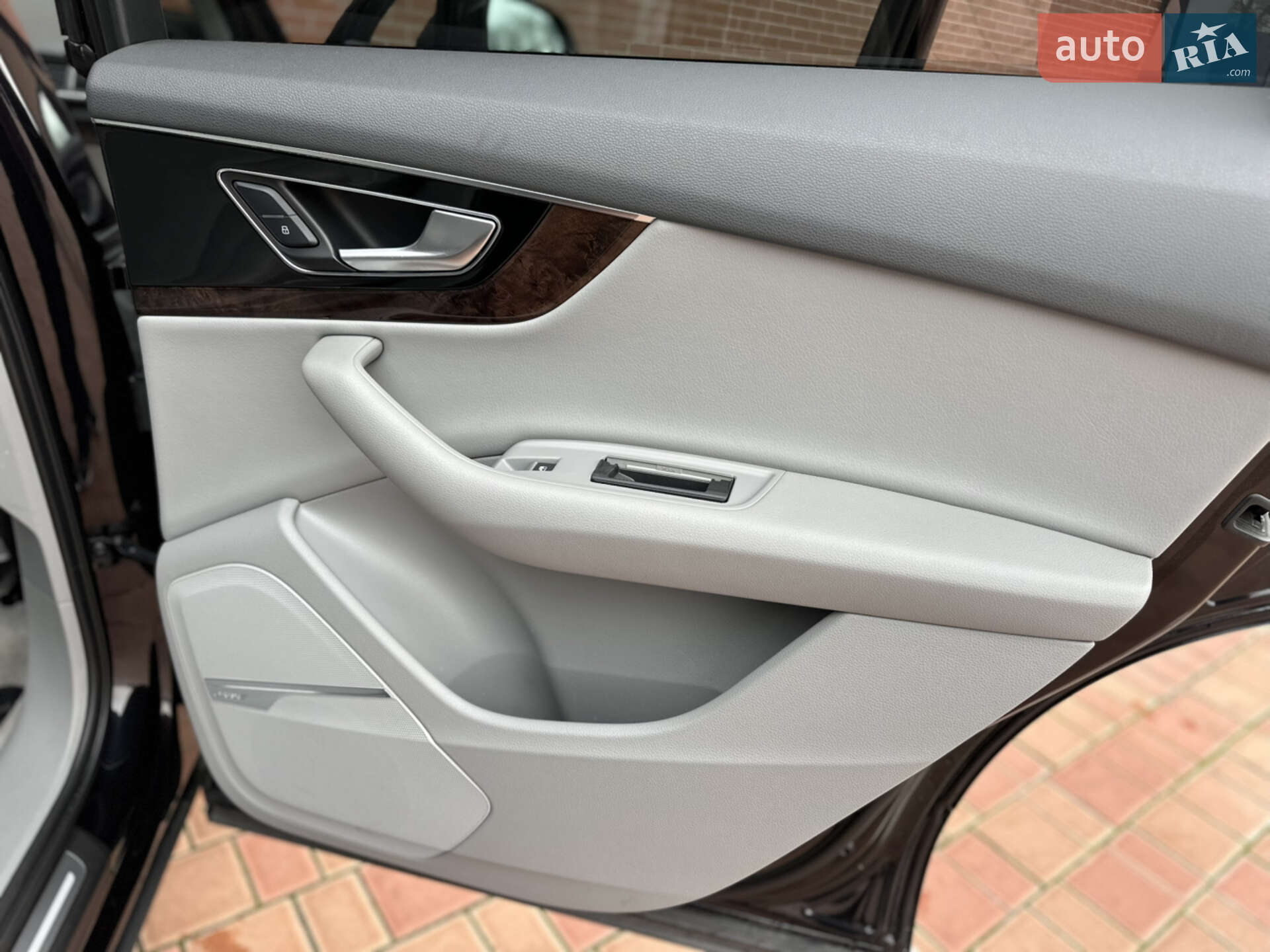 Audi Q7 2018 VIN WA1LAAF74JD051753 фото оголошення 56 з 76