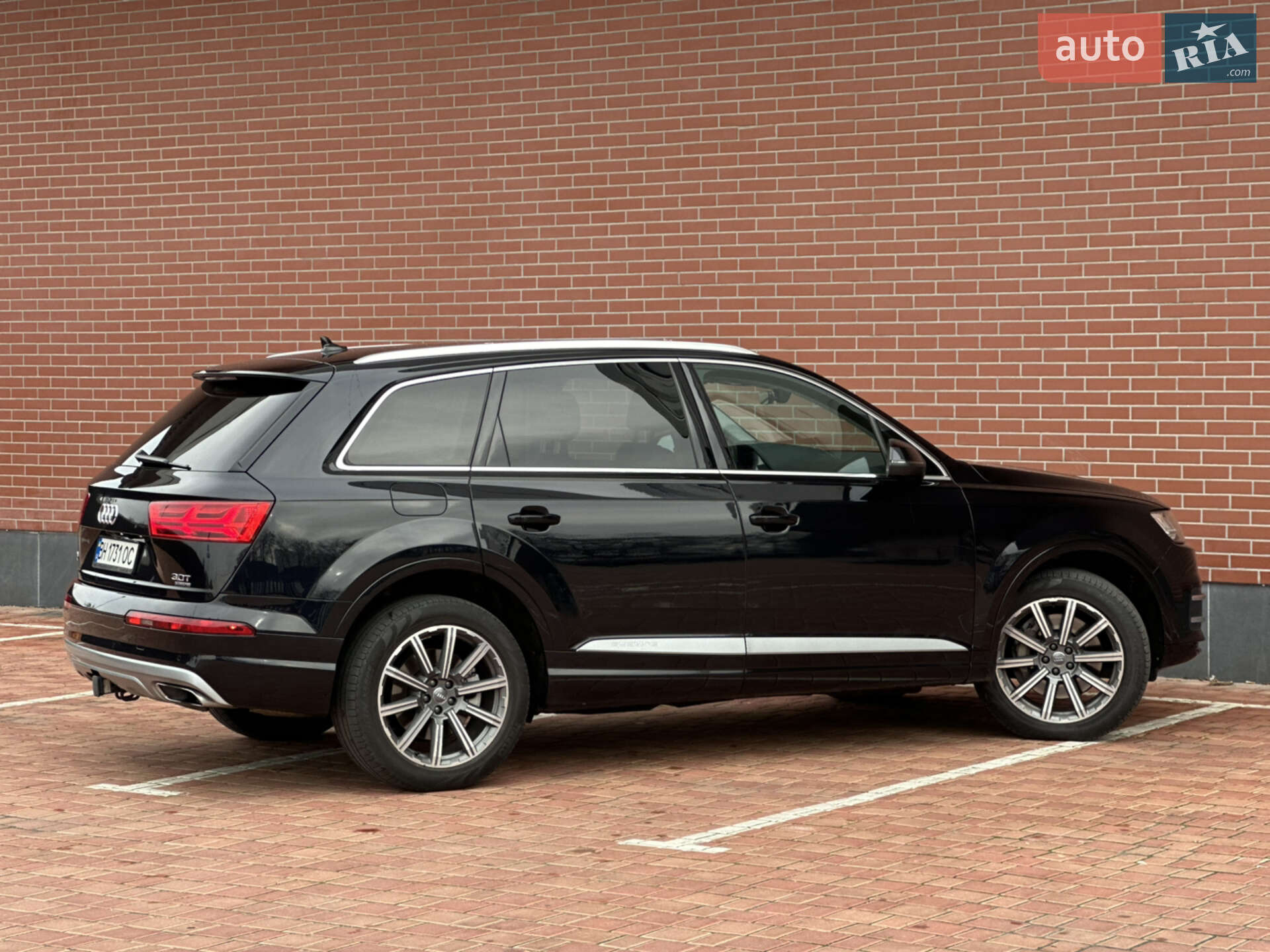 Audi Q7 2018 VIN WA1LAAF74JD051753 фото оголошення 20 з 76