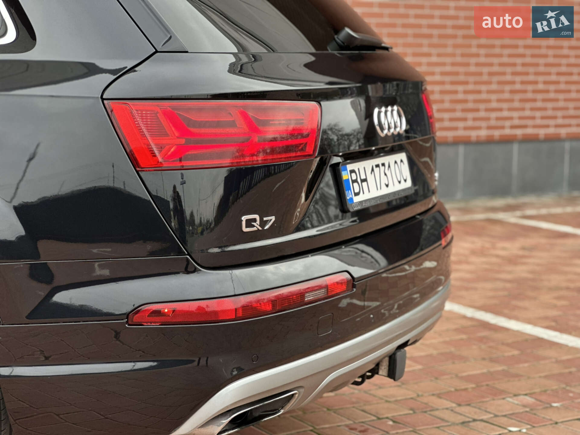 Audi Q7 2018 VIN WA1LAAF74JD051753 фото оголошення 21 з 76