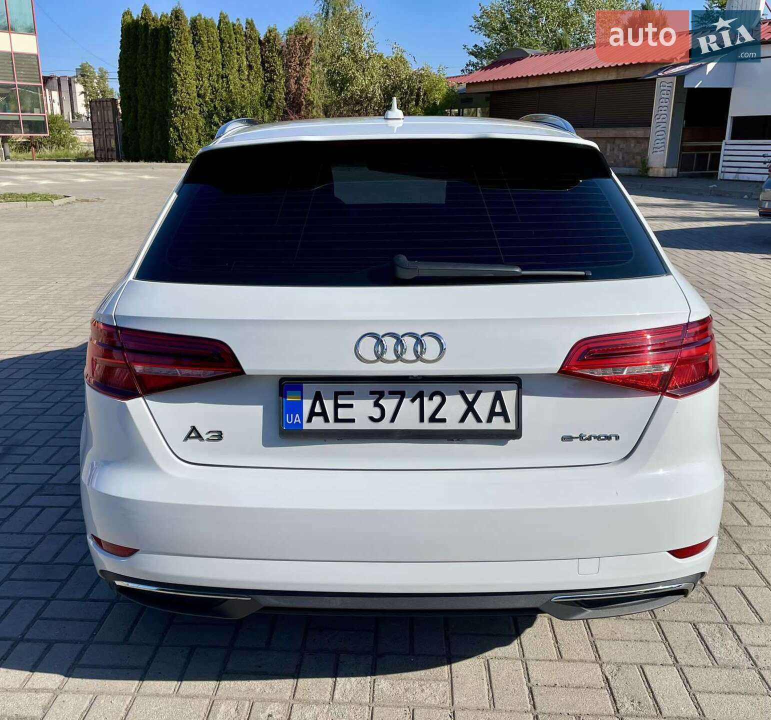 Audi A3 2017 VIN WAUUPBFFXHA136675 фото оголошення 4 з 21
