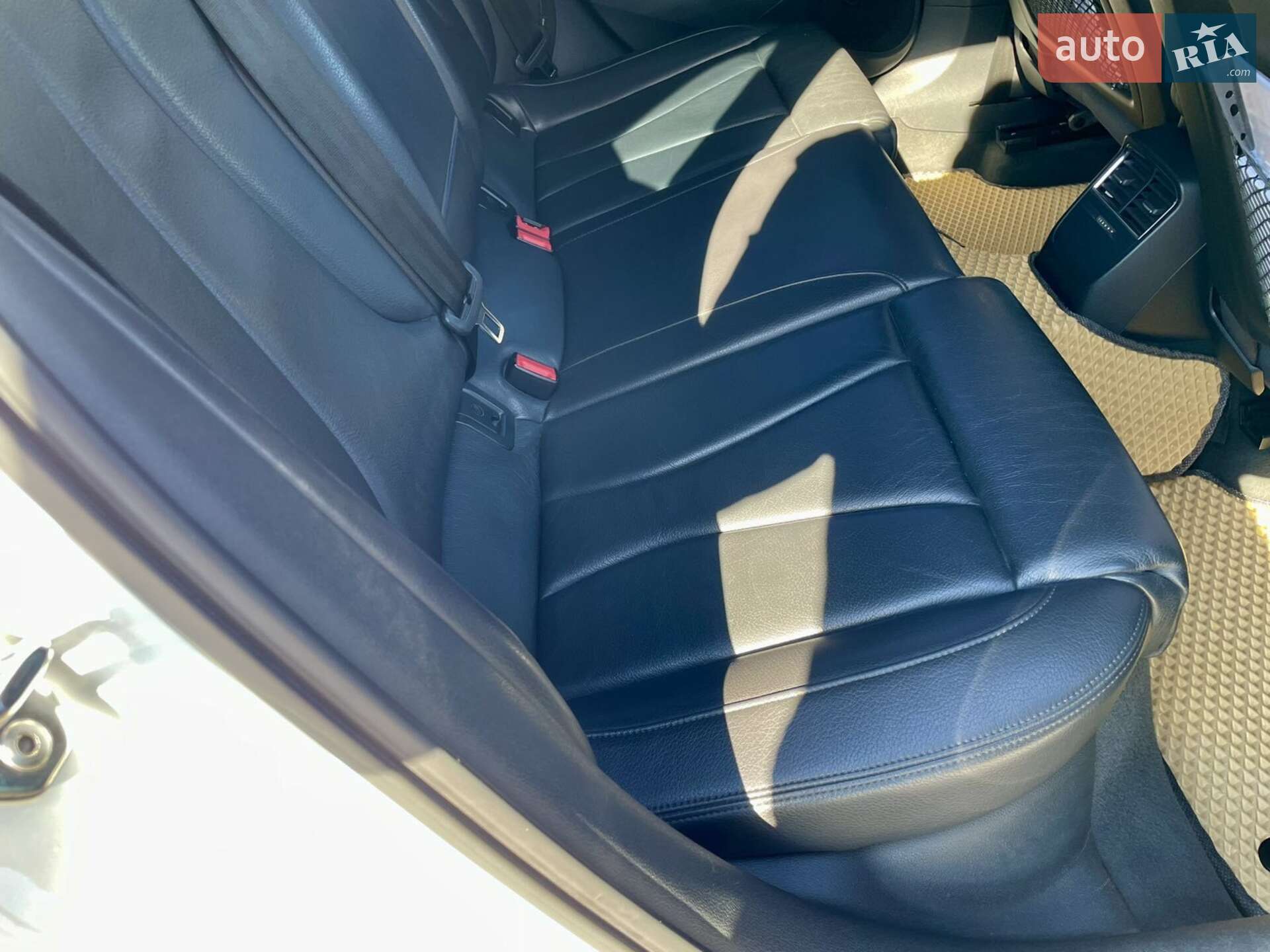 Audi A3 2017 VIN WAUUPBFFXHA136675 фото оголошення 19 з 21