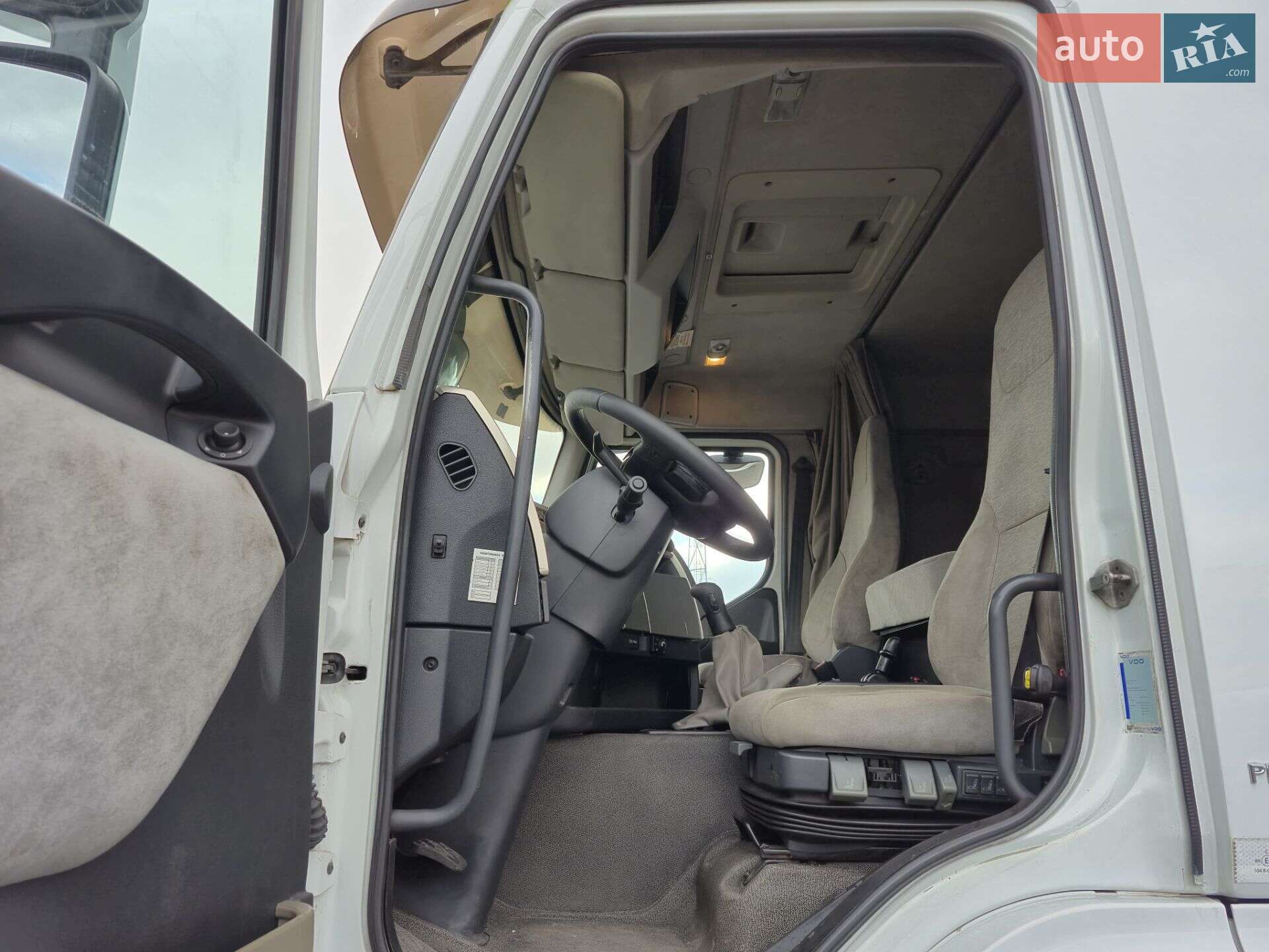 RENAULT PREMIUM 2009 VIN VF624GPA000032759 фото оголошення 8 з 14