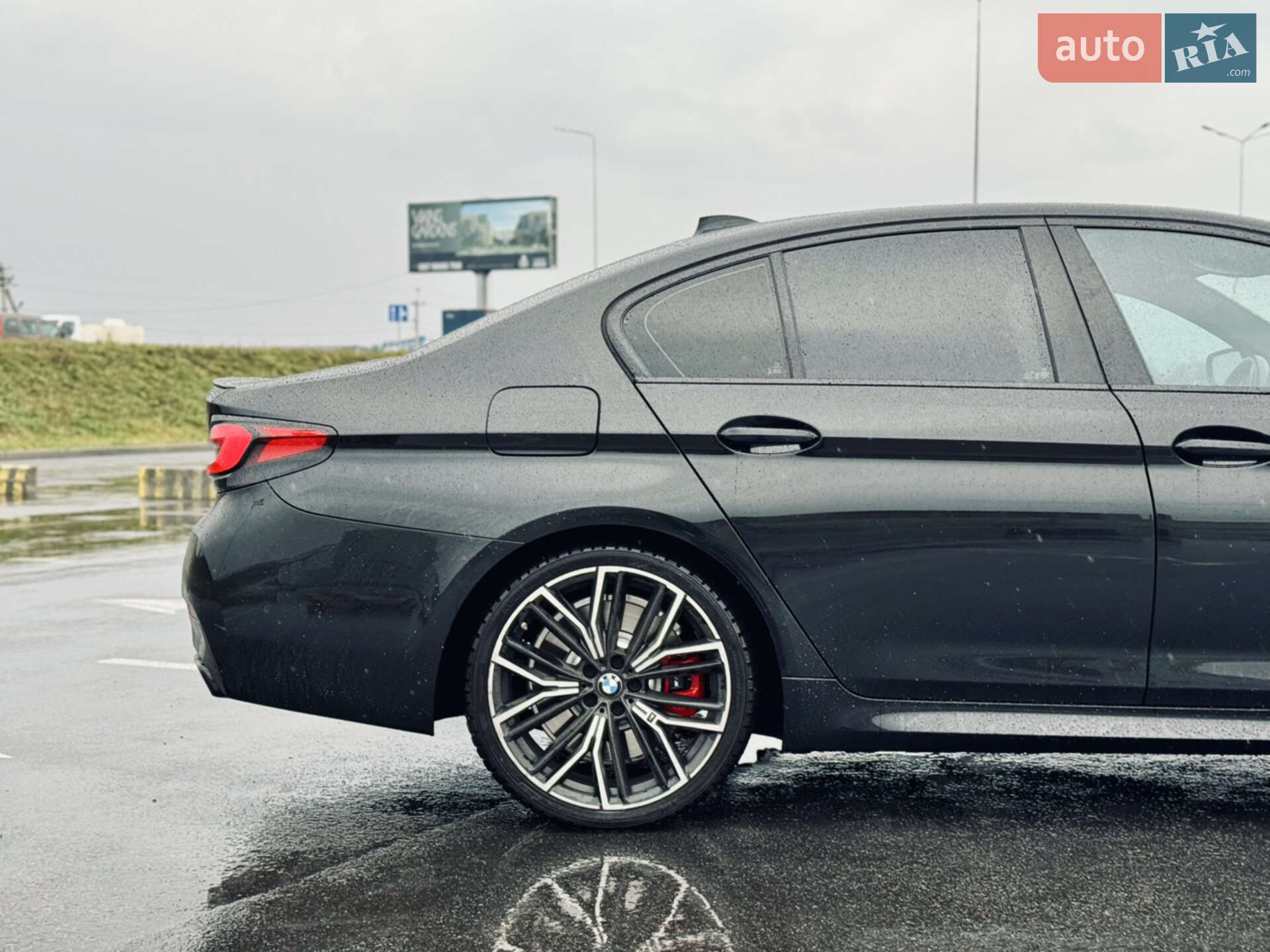 BMW 5 Series 2020 VIN WBA13BK0XMCF21476 фото оголошення 9 з 34