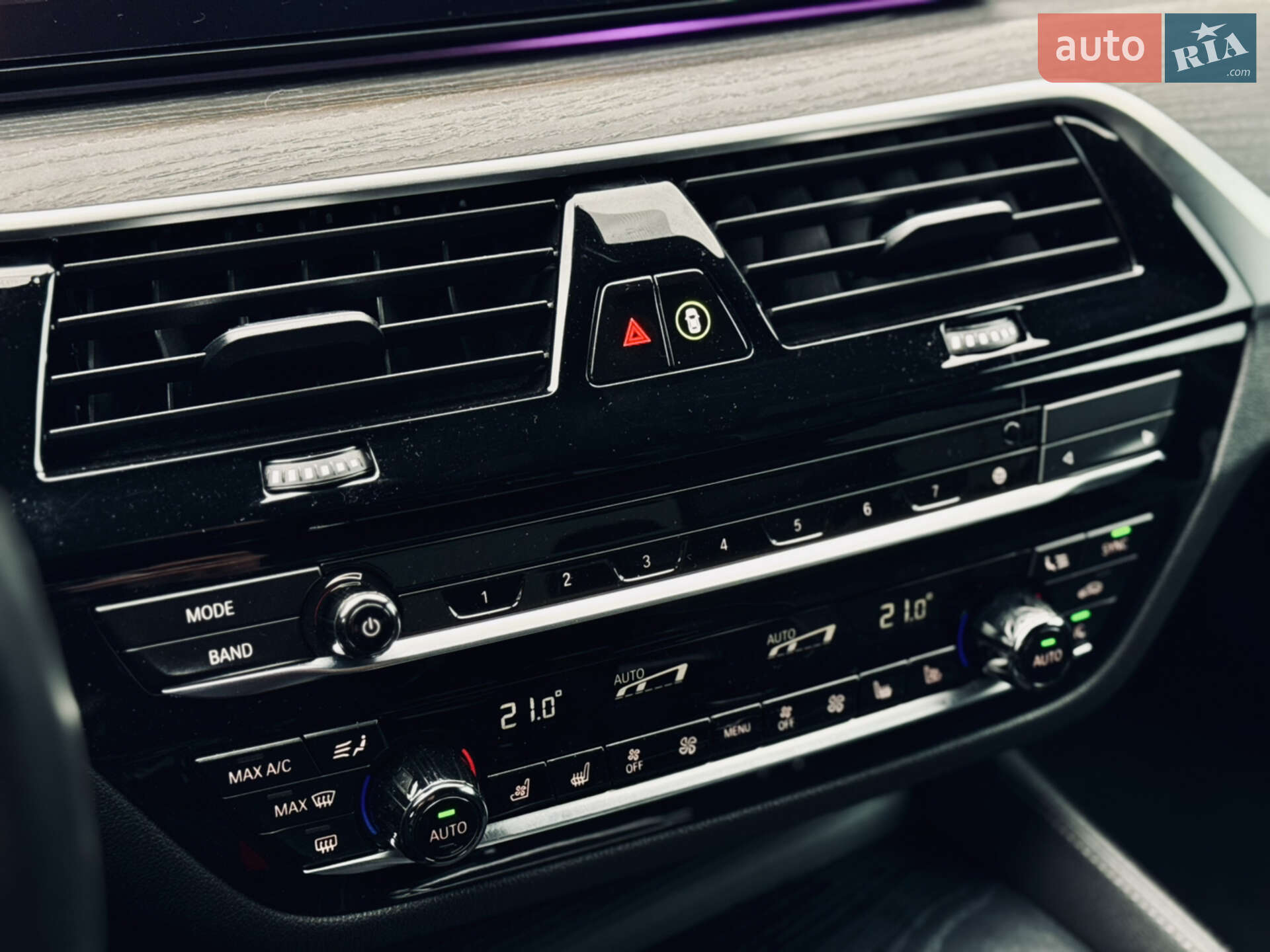 BMW 5 Series 2020 VIN WBA13BK0XMCF21476 фото оголошення 27 з 34