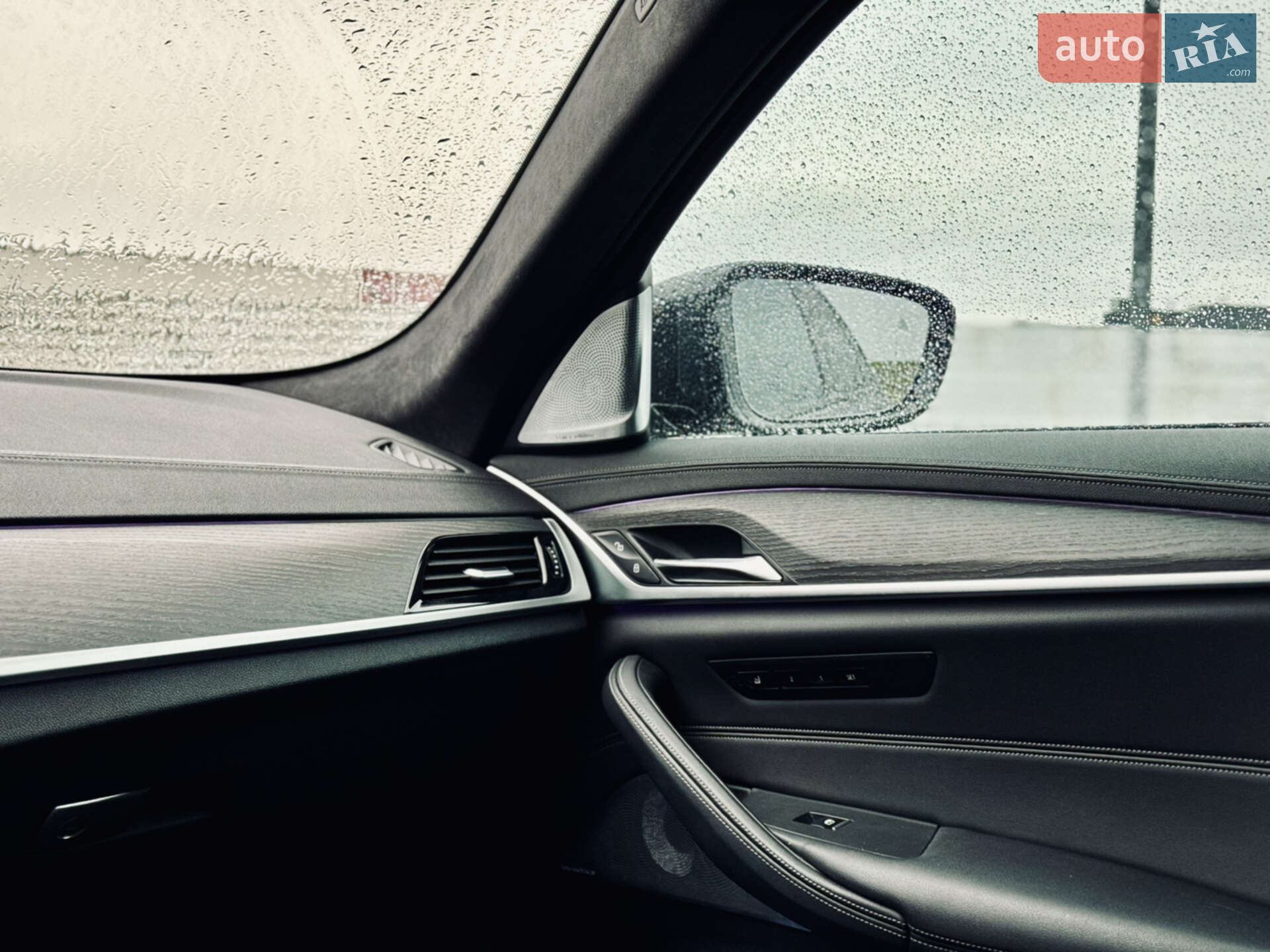 BMW 5 Series 2020 VIN WBA13BK0XMCF21476 фото оголошення 30 з 34