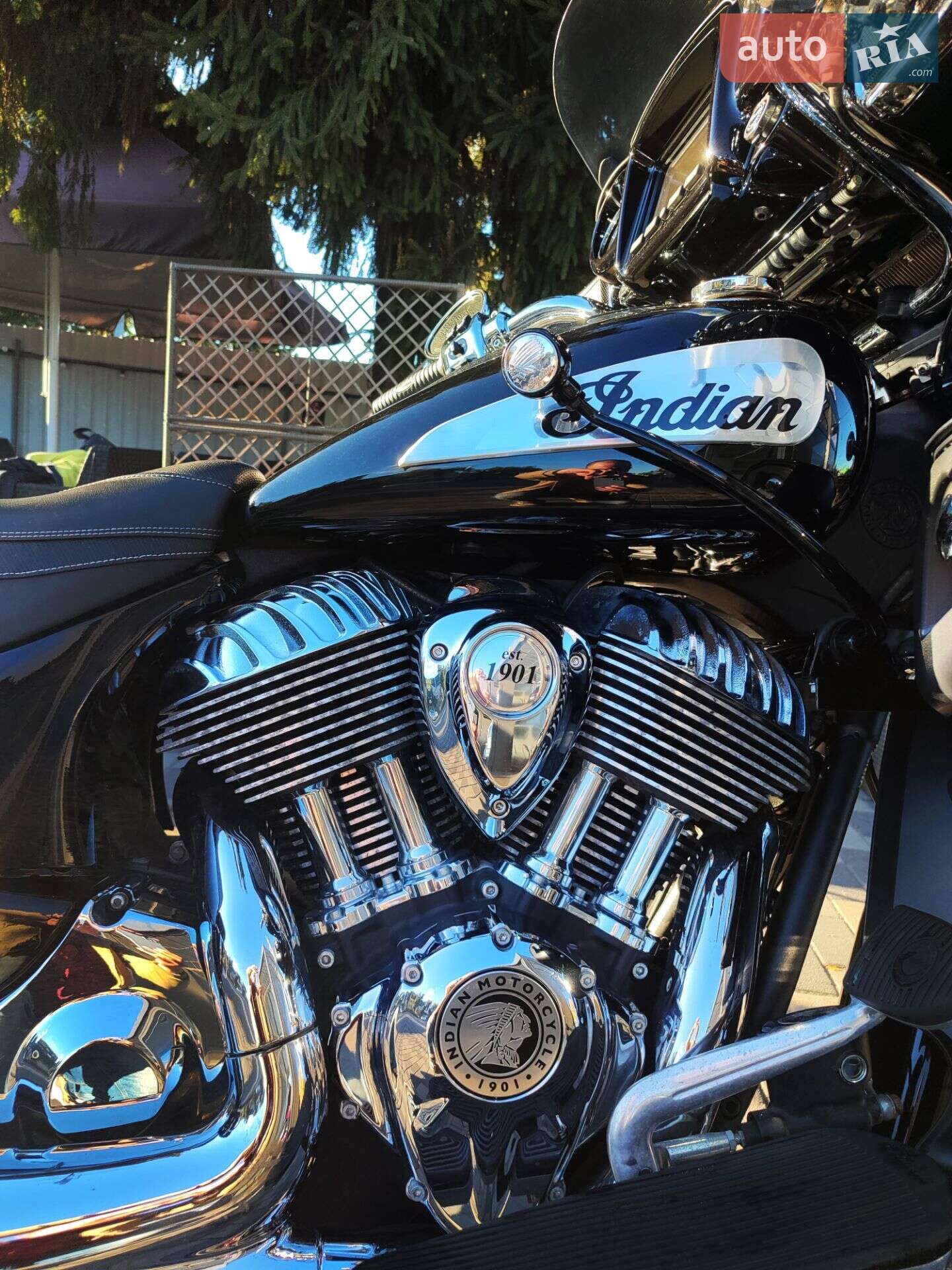 Indian Roadmaster 2020 VIN 56KTKABB9M3395564 фото оголошення 2 з 12