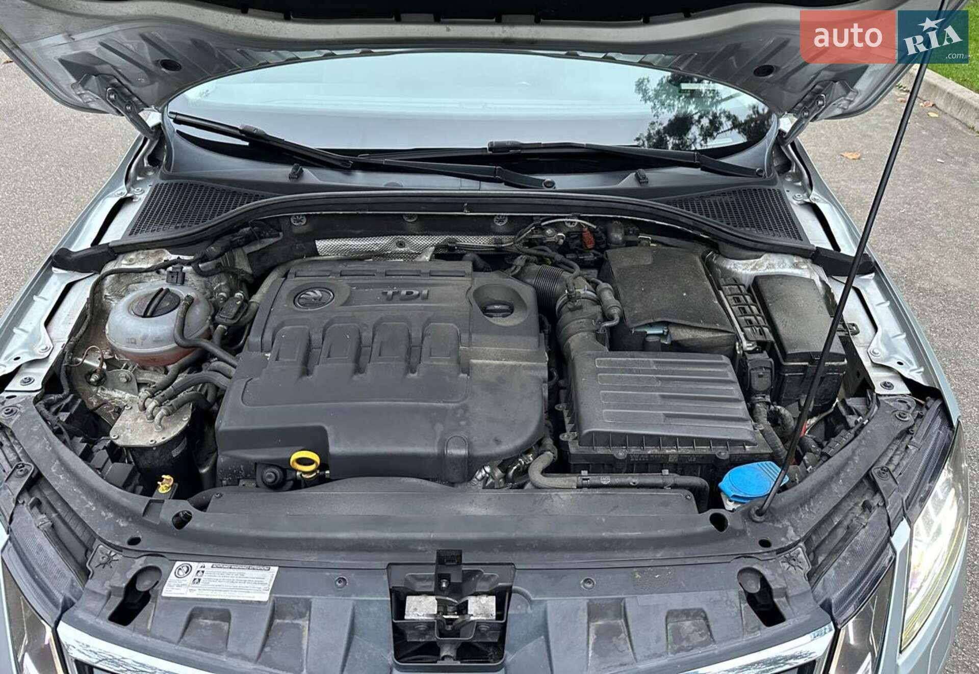 Skoda Octavia 2017 VIN TMBJJ7NE7J0032556 фото оголошення 10 з 12