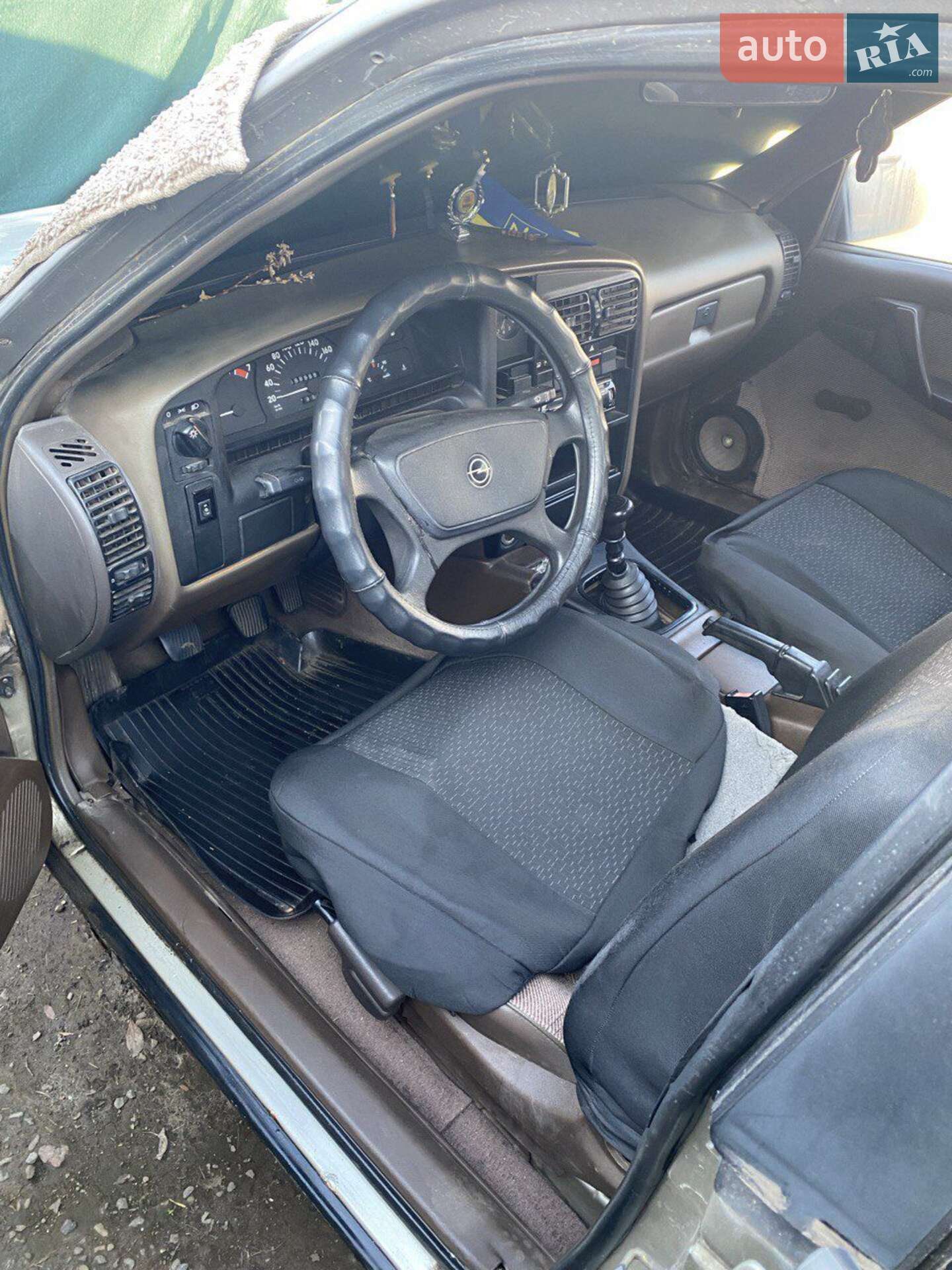 Opel Omega 1987 VIN W0L000017H1164011 фото оголошення 8 з 11