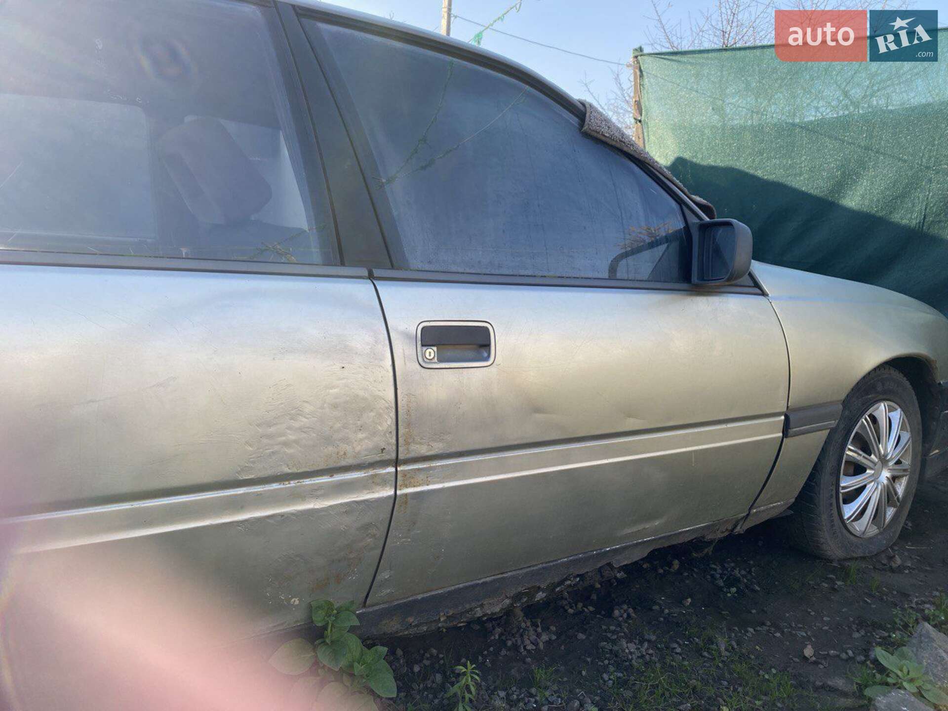 Opel Omega 1987 VIN W0L000017H1164011 фото оголошення 5 з 11