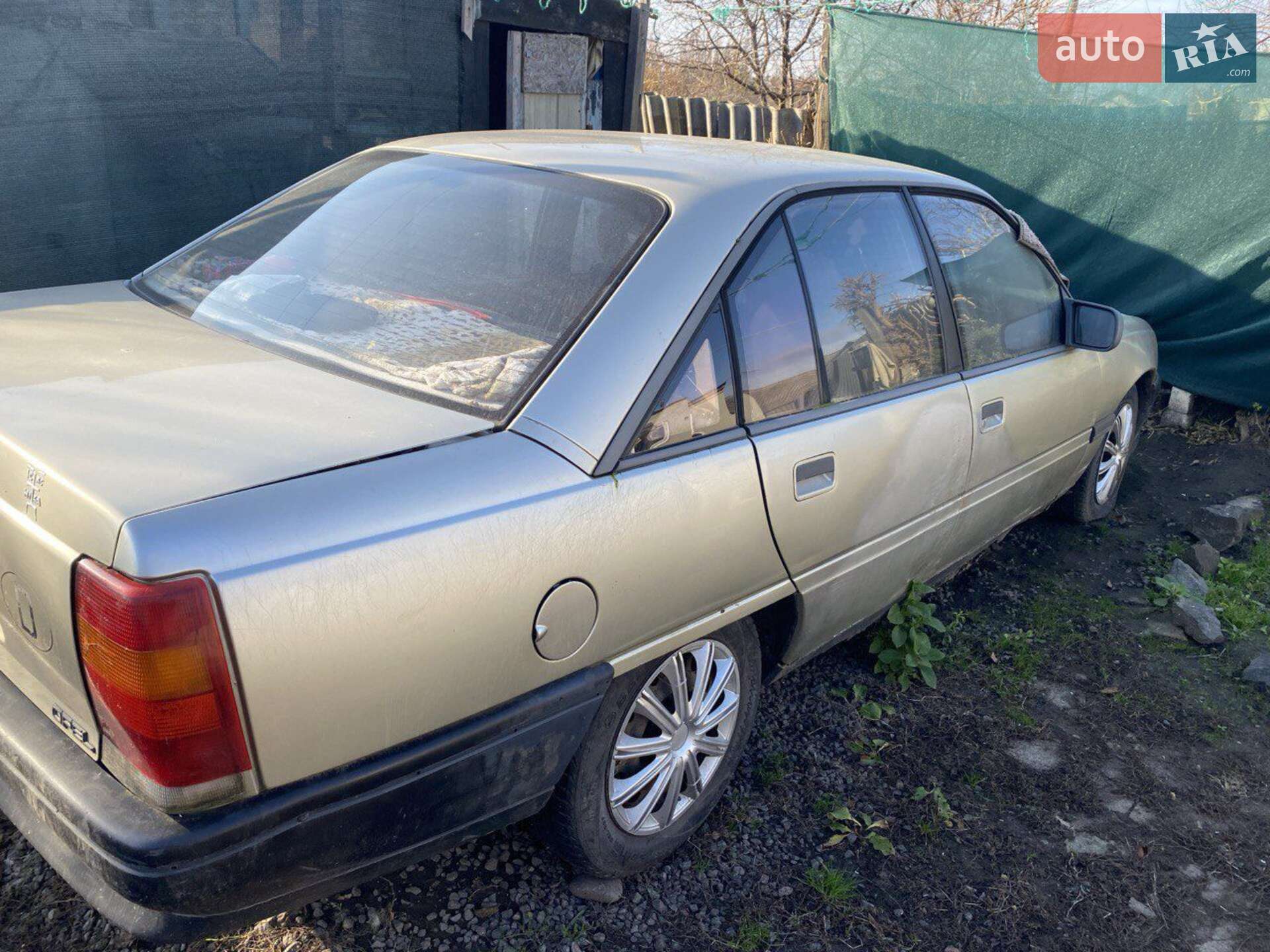 Opel Omega 1987 VIN W0L000017H1164011 фото оголошення 3 з 11