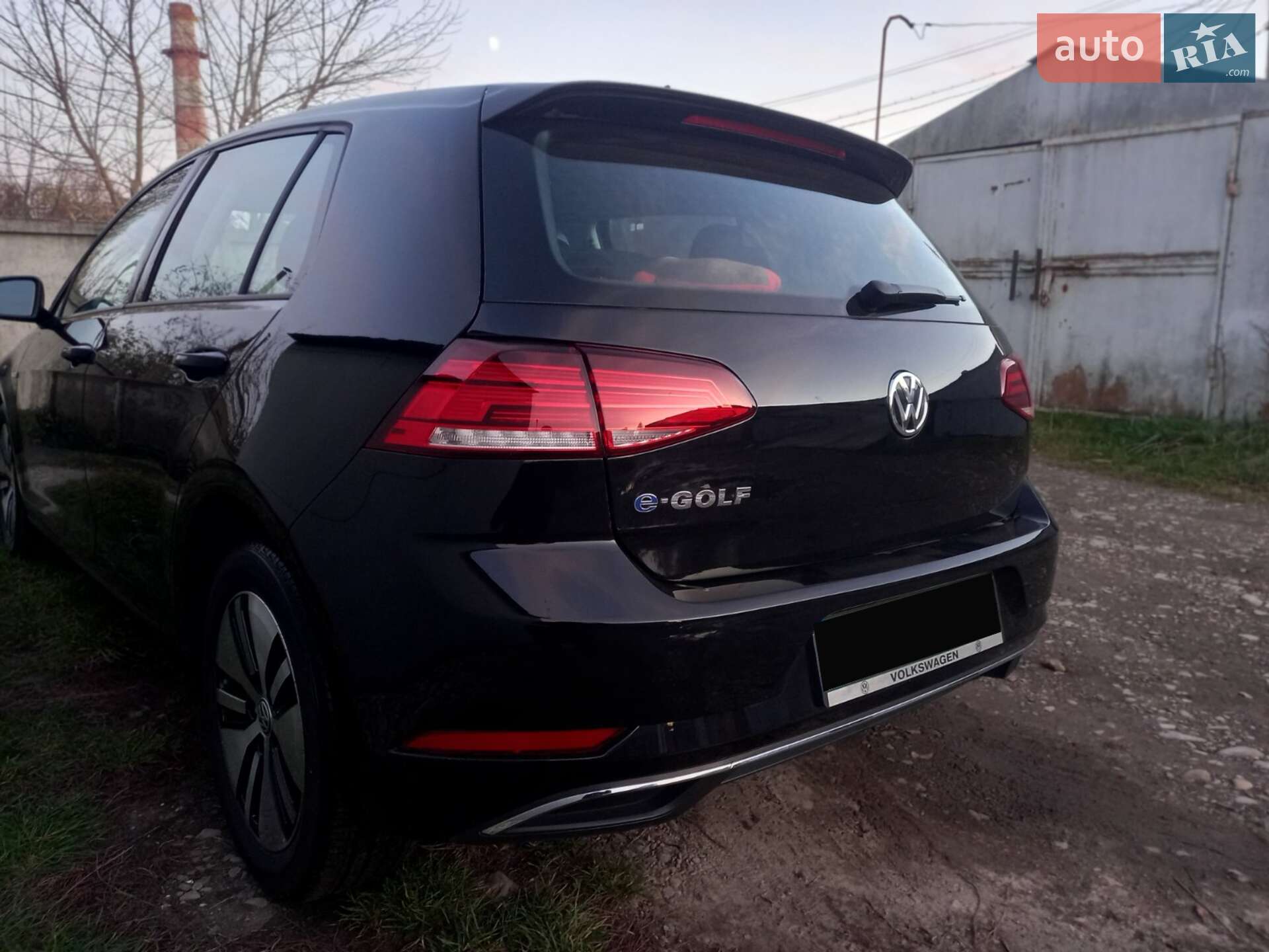 Volkswagen e-Golf 2018 VIN WVWKR7AU0KW903287 фото оголошення 14 з 31