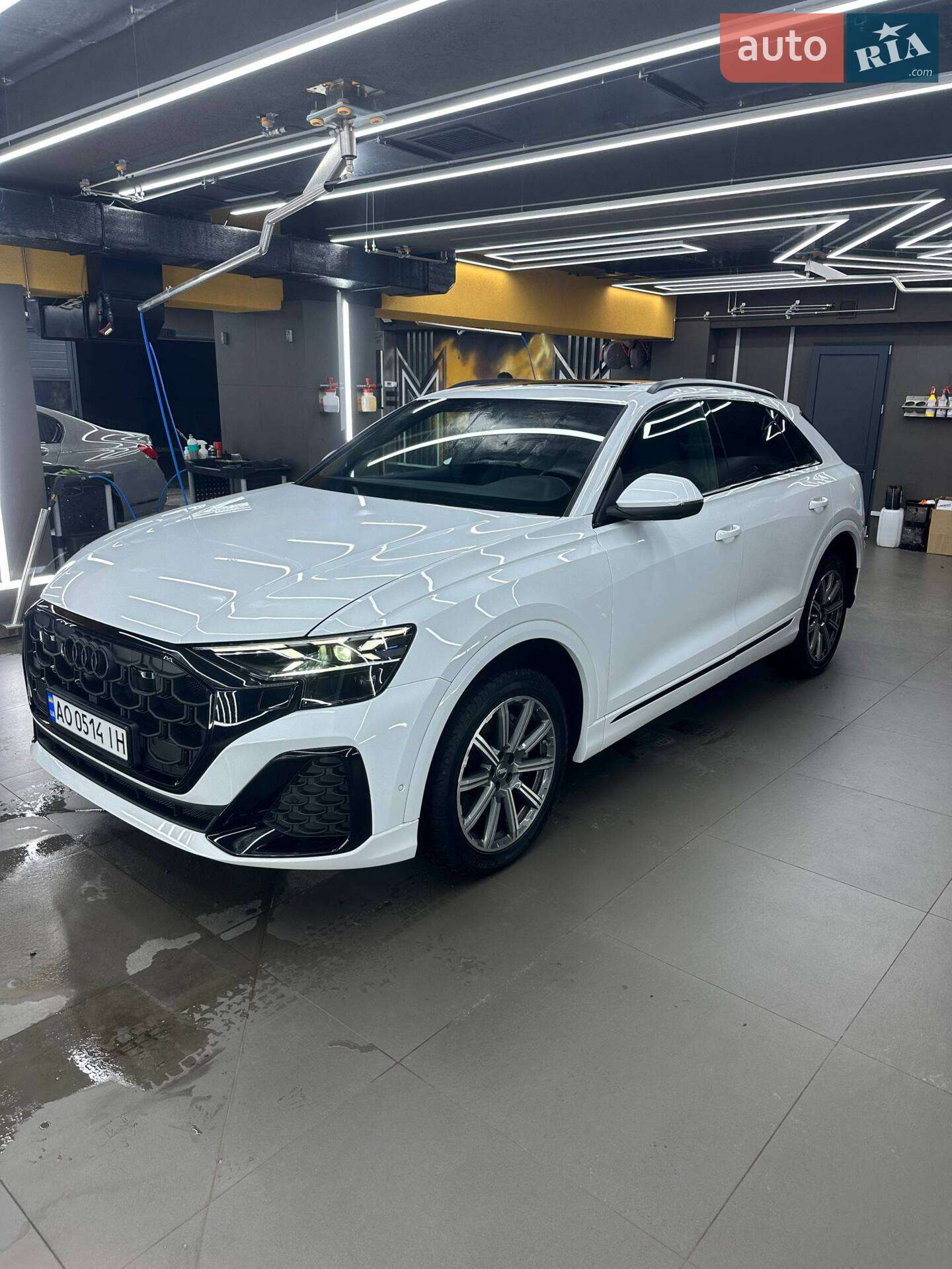 Audi Q8 2024 VIN WA1EVBF12RD009995 фото оголошення 6 з 25