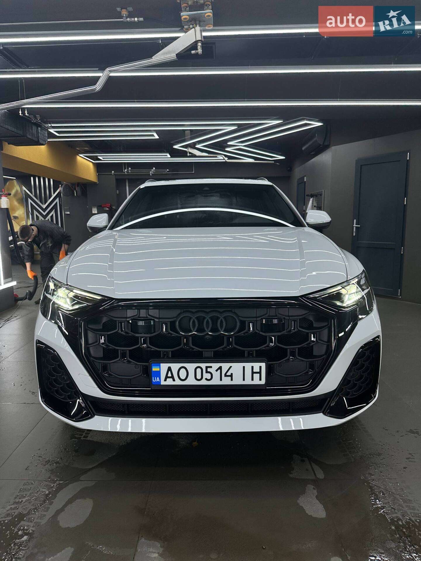 Audi Q8 2024 VIN WA1EVBF12RD009995 фото оголошення 5 з 25