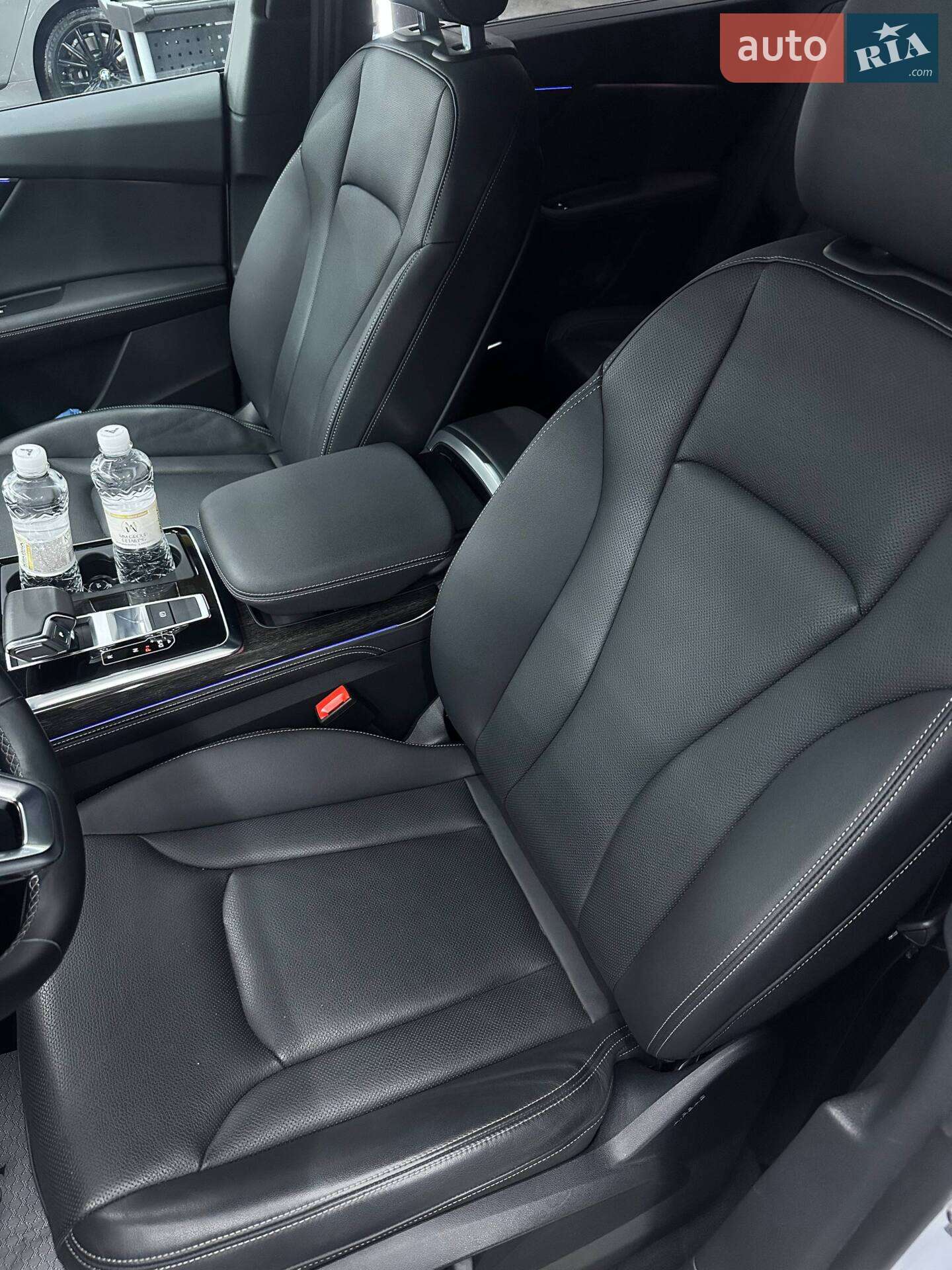 Audi Q8 2024 VIN WA1EVBF12RD009995 фото оголошення 20 з 25