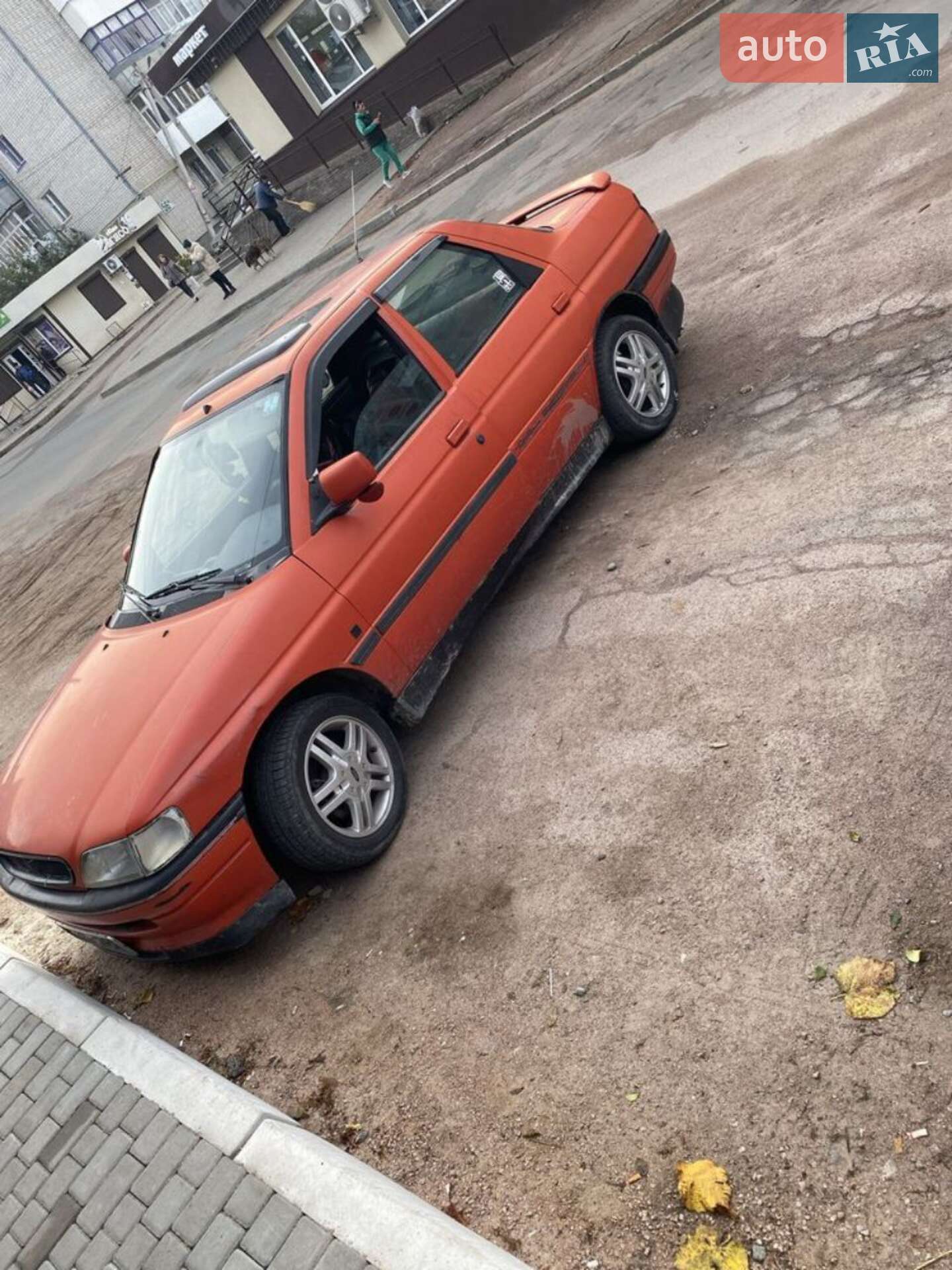 Ford Orion 1991 VIN WF0FXXGCAFMJ23934 фото оголошення 4 з 5