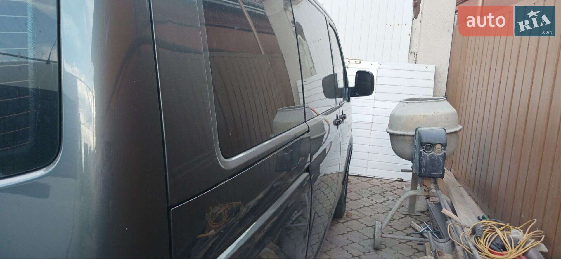 Volkswagen Caravelle 2008 VIN WV2ZZZ7HZ9H061130 фото оголошення 4 з 12