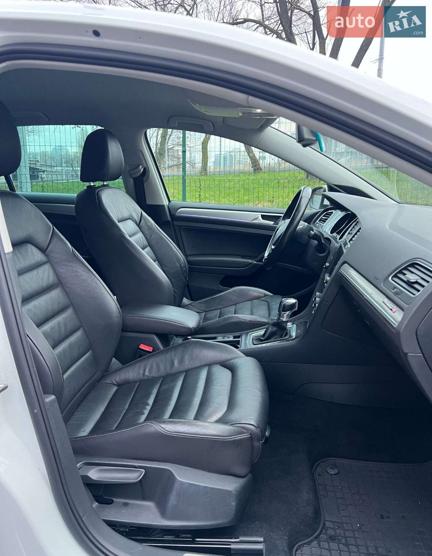 Volkswagen Golf 2015 VIN WVWZZZAUZFW907043 фото оголошення 6 з 11