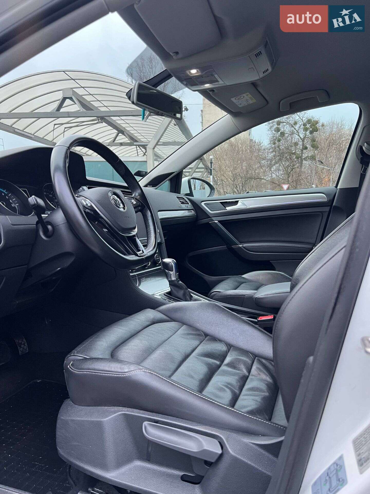 Volkswagen Golf 2015 VIN WVWZZZAUZFW907043 фото оголошення 10 з 11