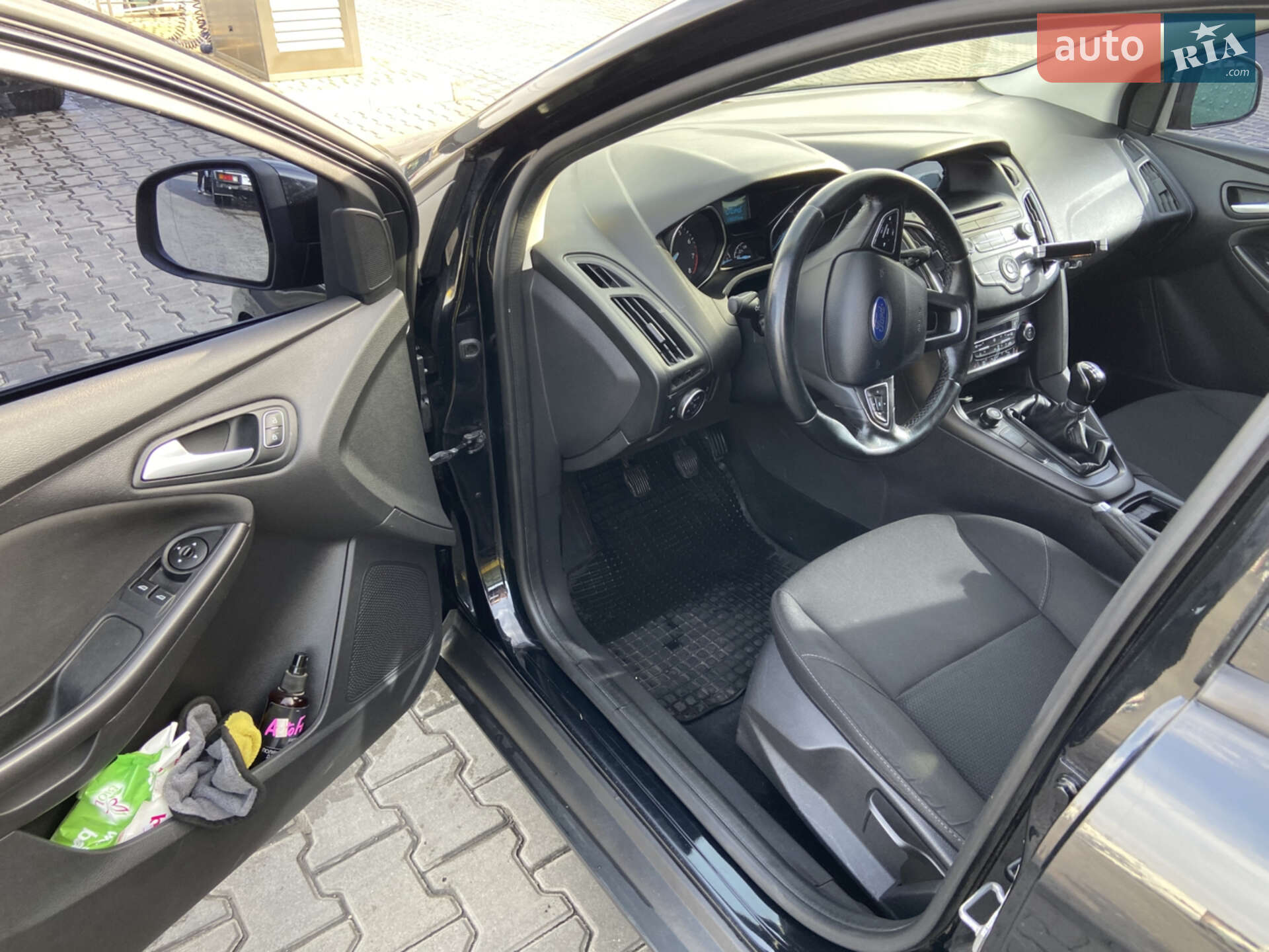 Ford Focus 2015 VIN WF06XXGCC6FE16754 фото оголошення 8 з 25