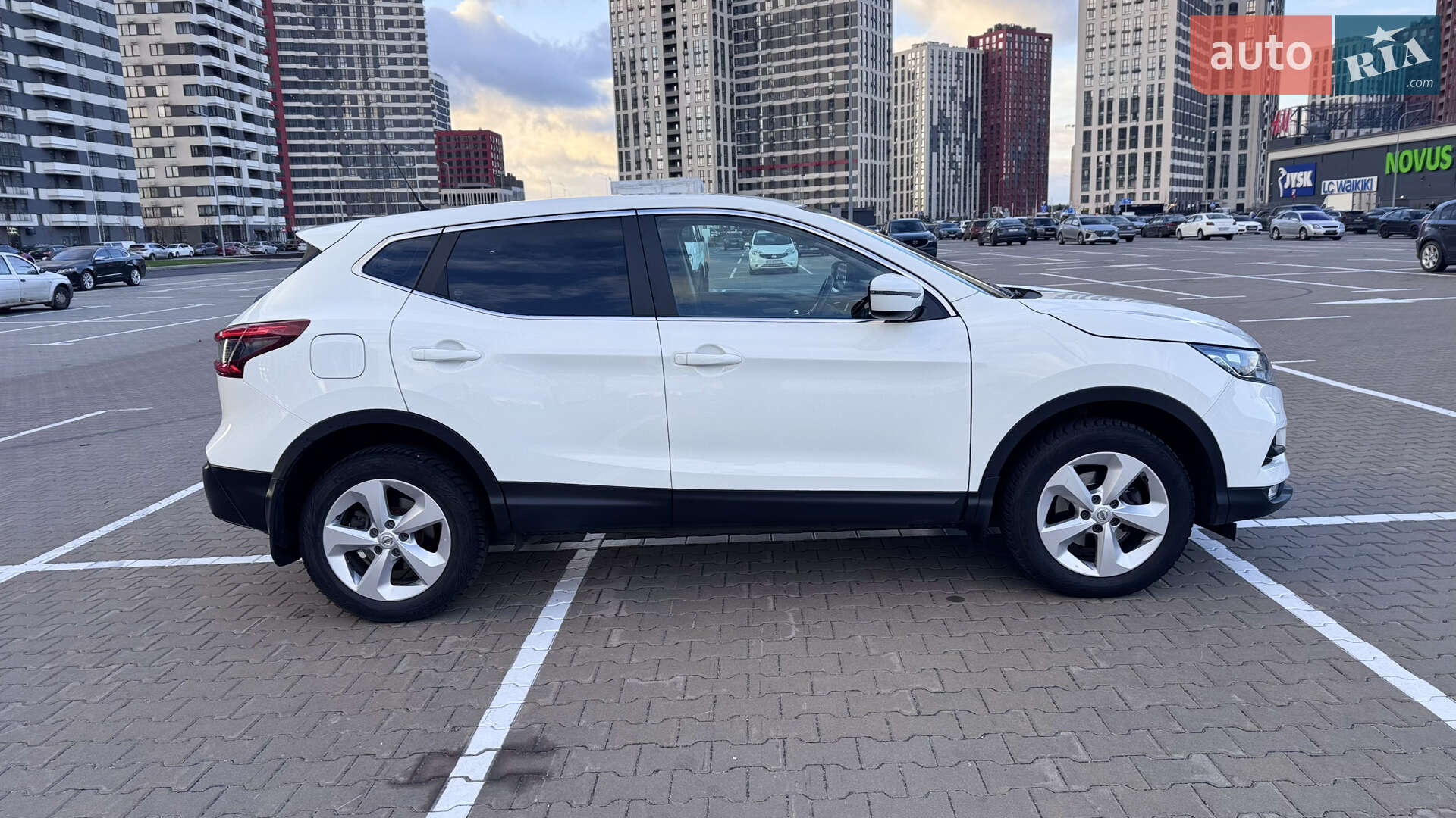 Nissan Qashqai 2018 VIN SJNFEAJ11U2439726 фото оголошення 9 з 20