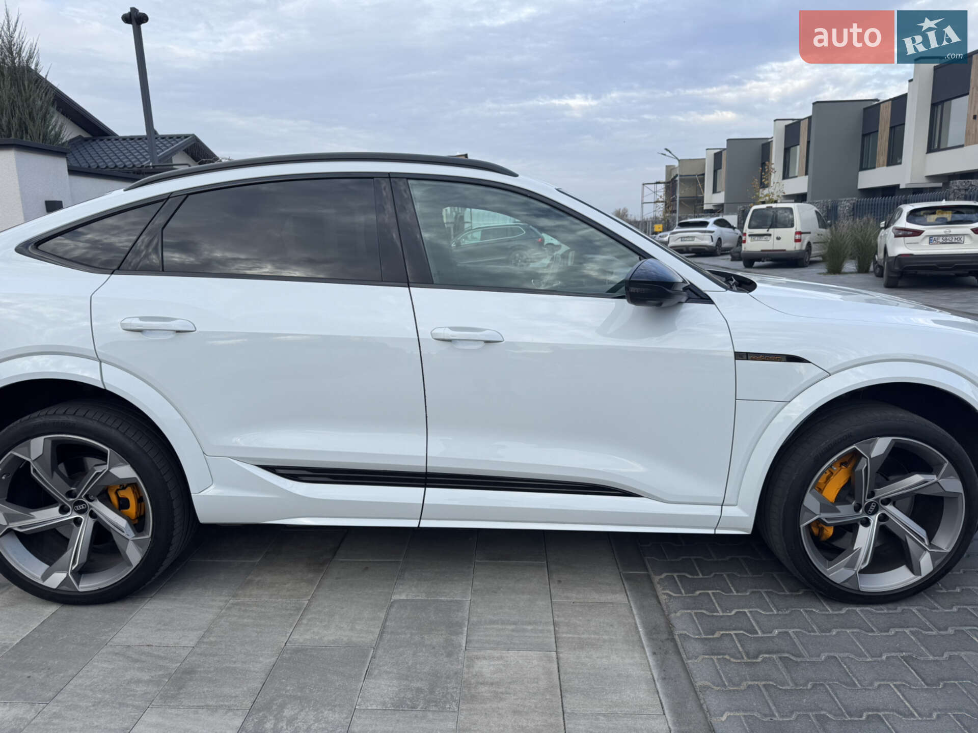 Audi e-tron S Sportback 2022 VIN WAUZZZGE6NB025562 фото оголошення 3 з 15
