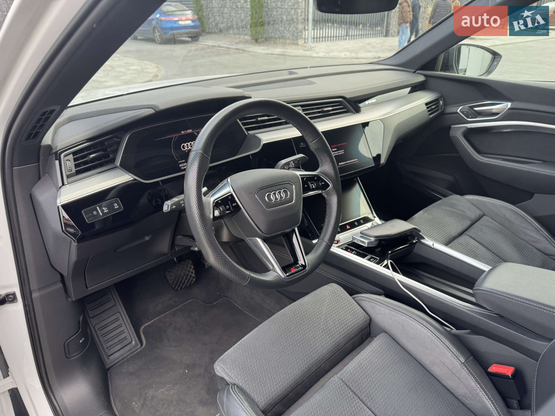 Audi e-tron S Sportback 2022 VIN WAUZZZGE6NB025562 фото оголошення 5 з 15