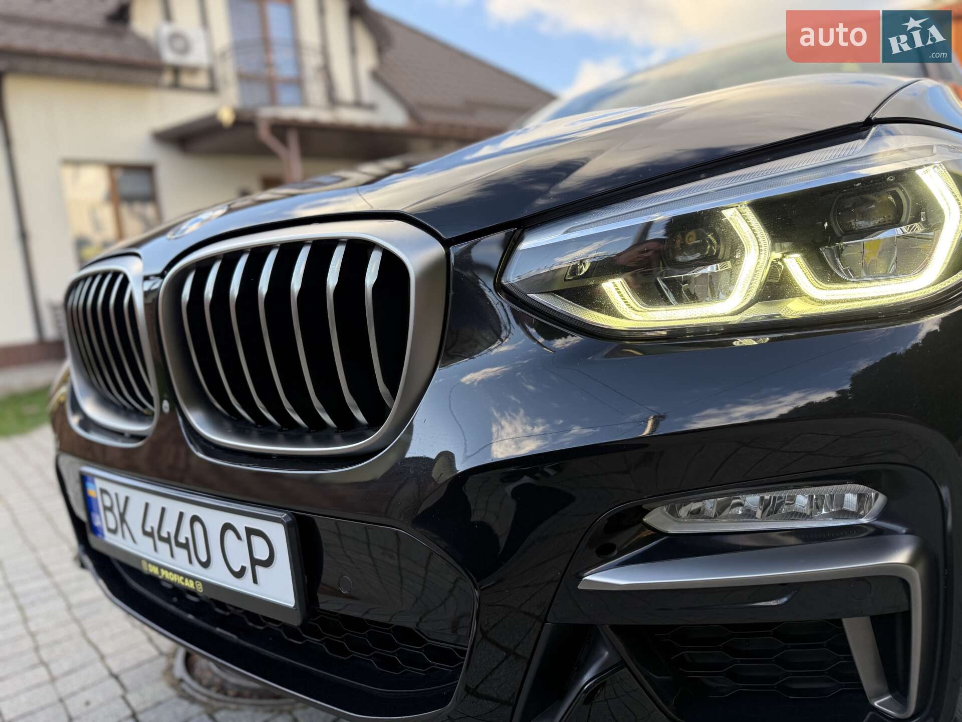 BMW X4 2019 VIN 5UXUJ5C59KLJ64026 фото оголошення 16 з 44