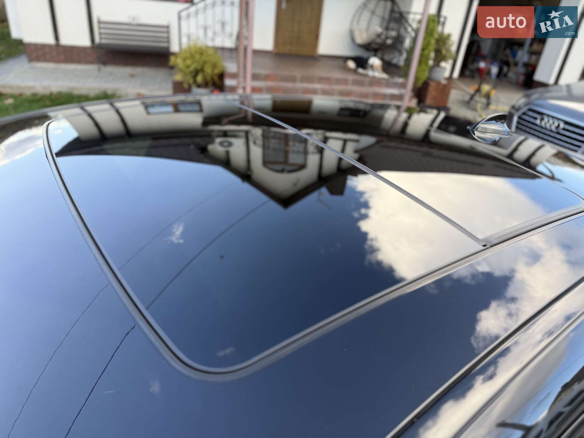 BMW X4 2019 VIN 5UXUJ5C59KLJ64026 фото оголошення 28 з 44