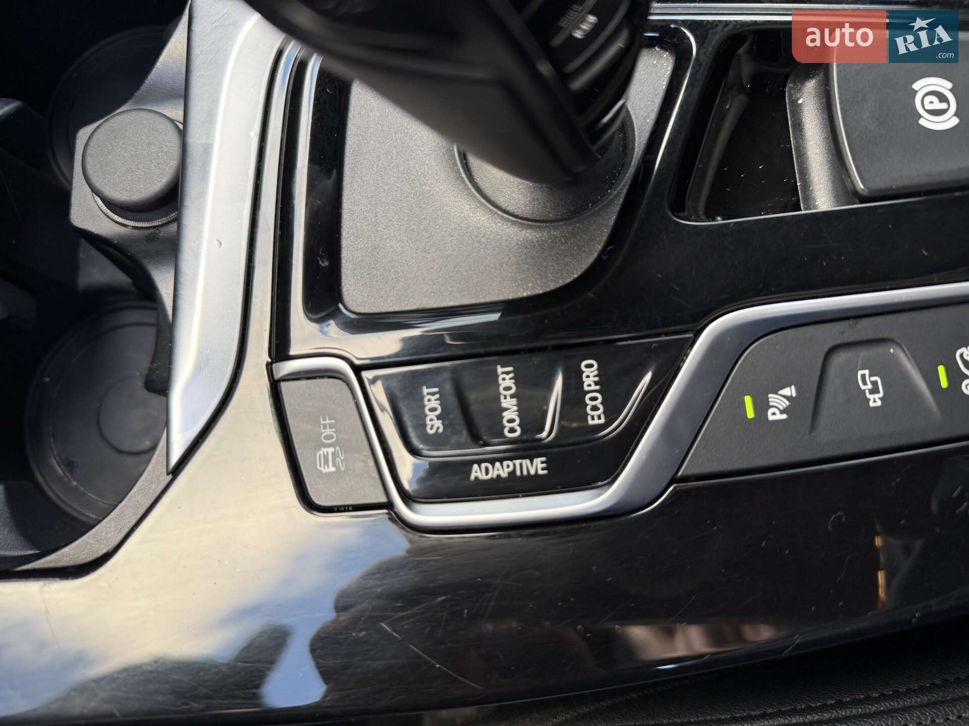 BMW X4 2019 VIN 5UXUJ5C59KLJ64026 фото оголошення 40 з 44