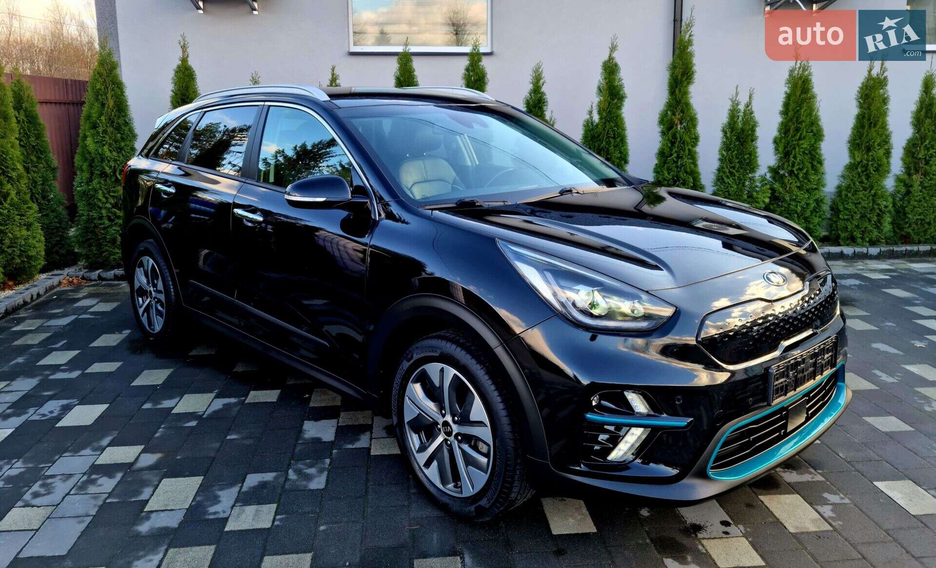 Kia Niro 2019 VIN KNACC81GFK5019719 фото оголошення 12 з 76