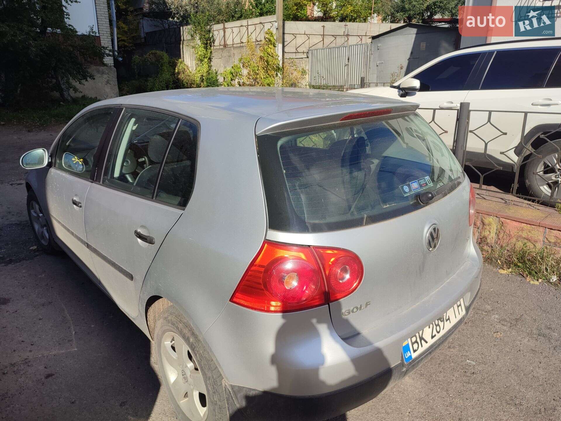 Volkswagen Golf 2004 VIN WVWZZZ1KZ4P037145 фото оголошення 2 з 8