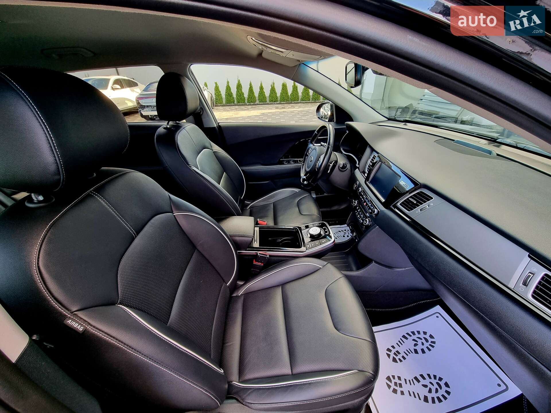 Kia Niro 2019 VIN KNACC81GFK5019719 фото оголошення 35 з 76