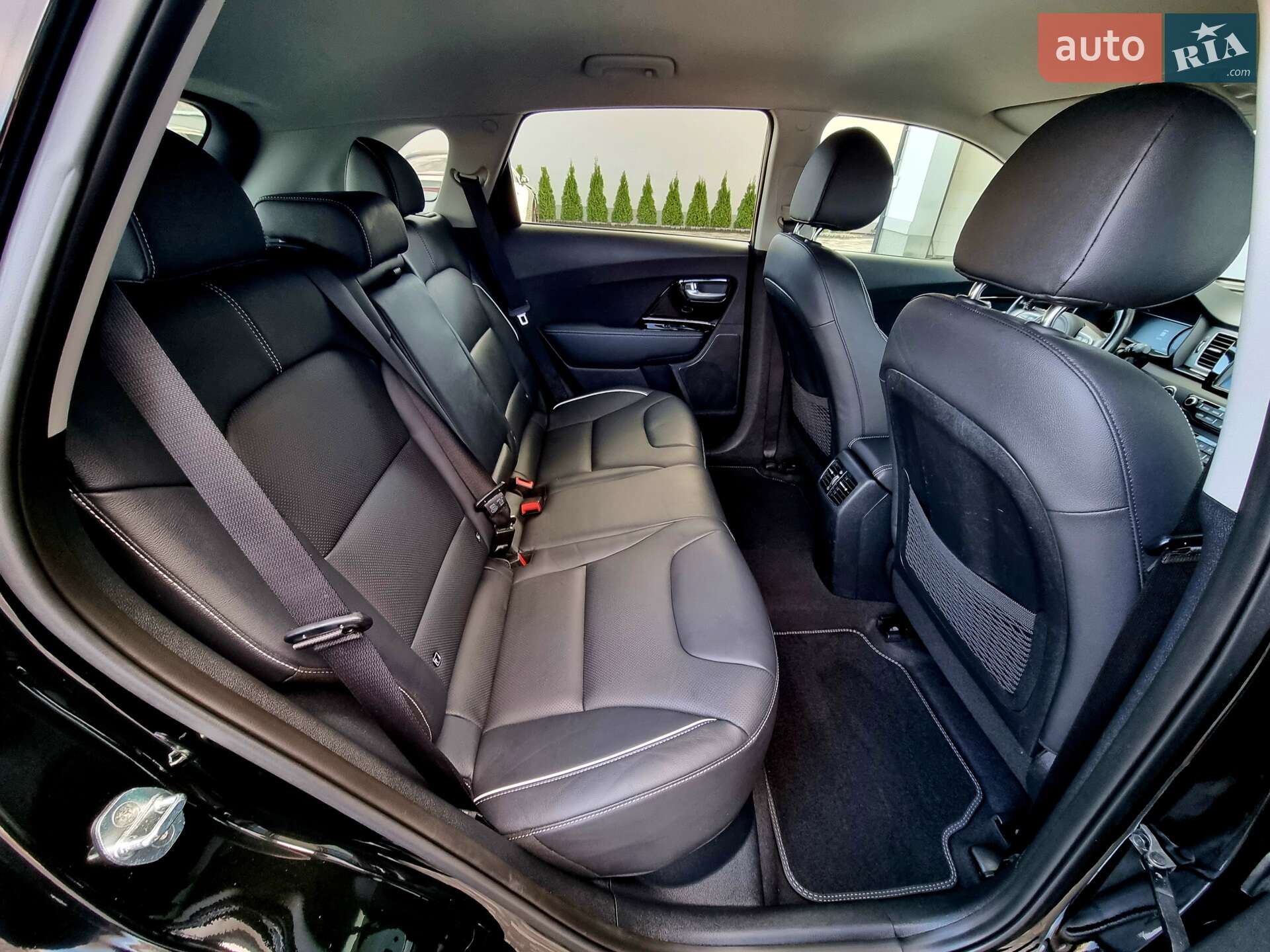 Kia Niro 2019 VIN KNACC81GFK5019719 фото оголошення 40 з 76